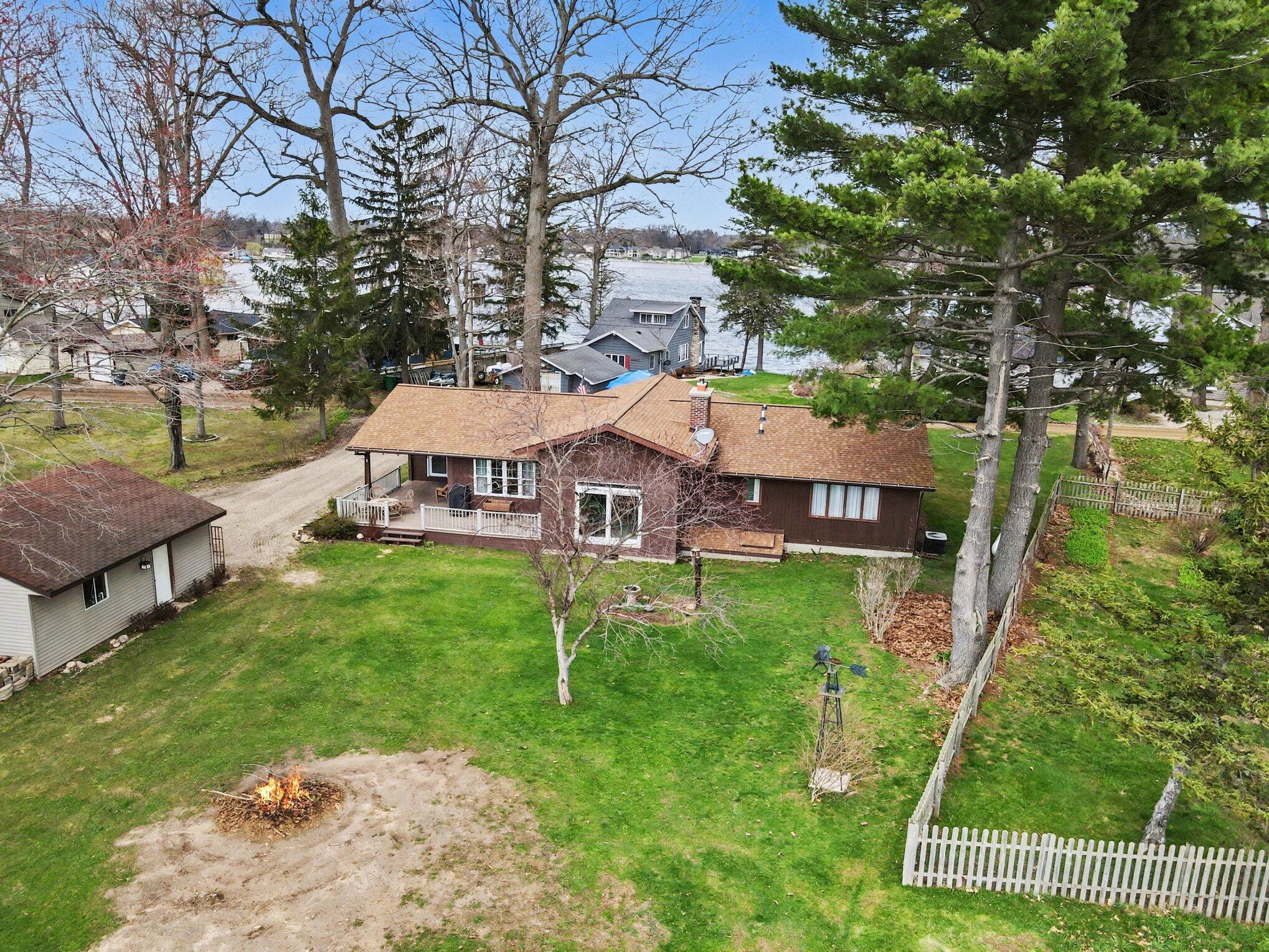 48379 Hill Drive Decatur MI 49045