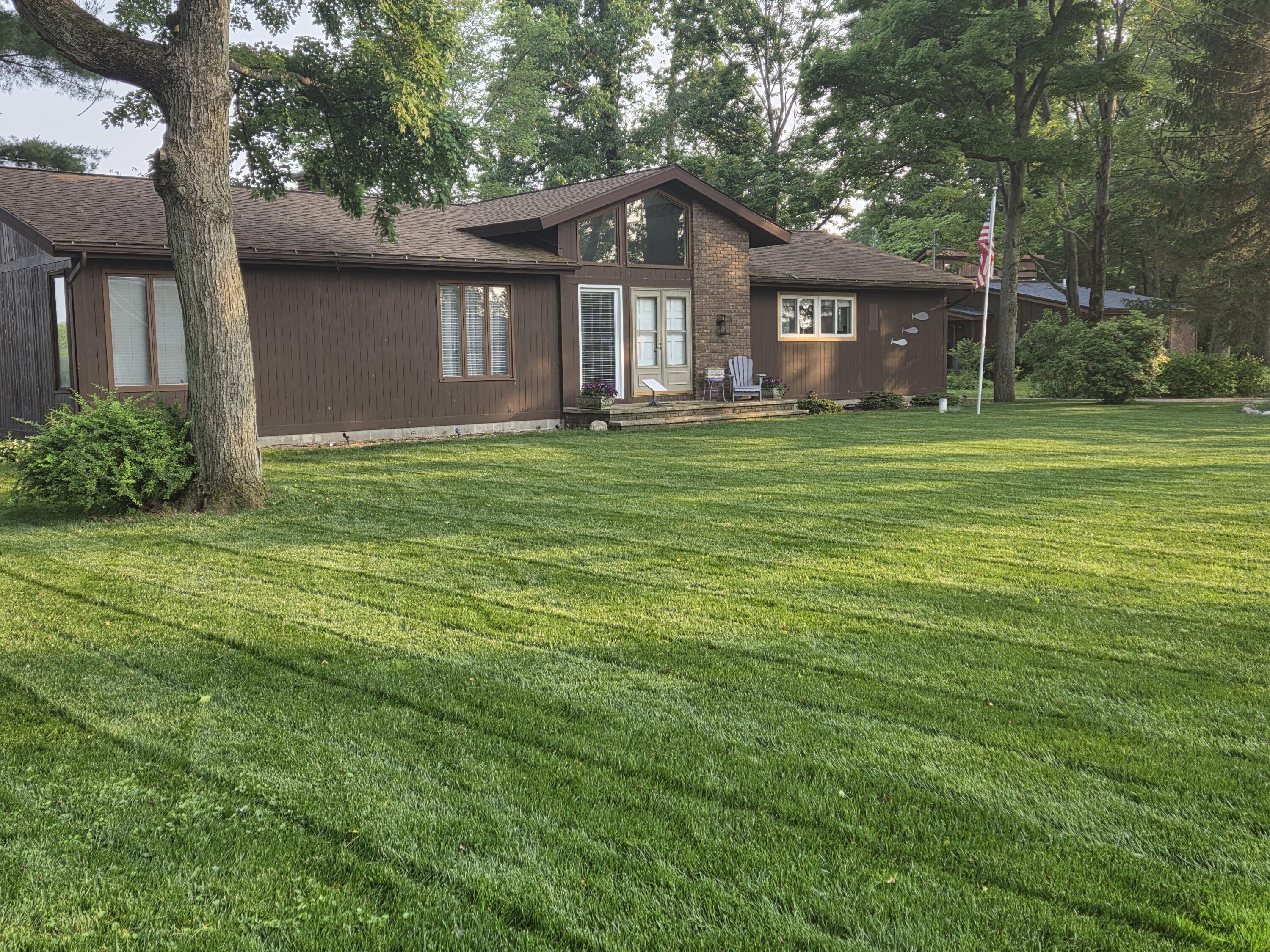 48379 Hill Drive Decatur MI 49045