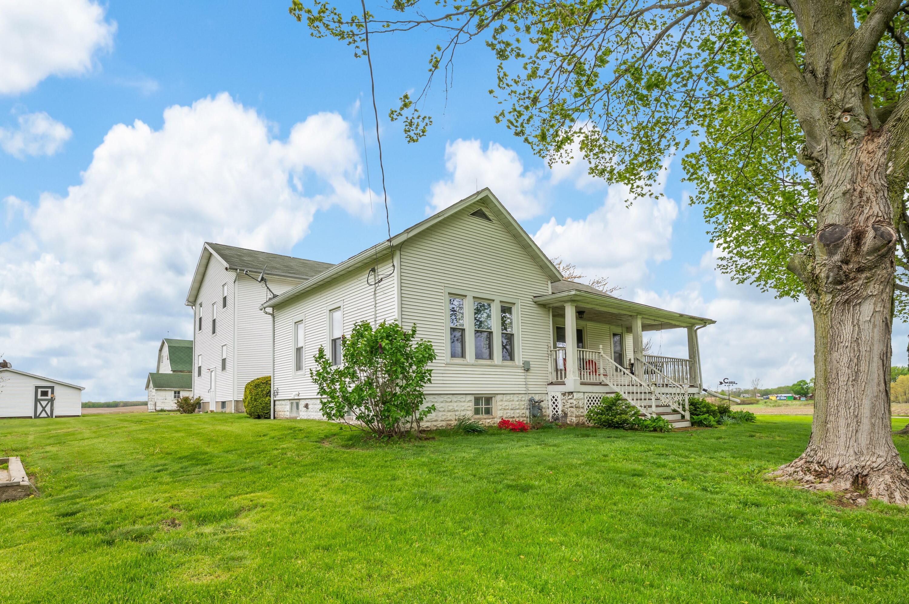 16686 Cleveland Avenue Galien MI 49113