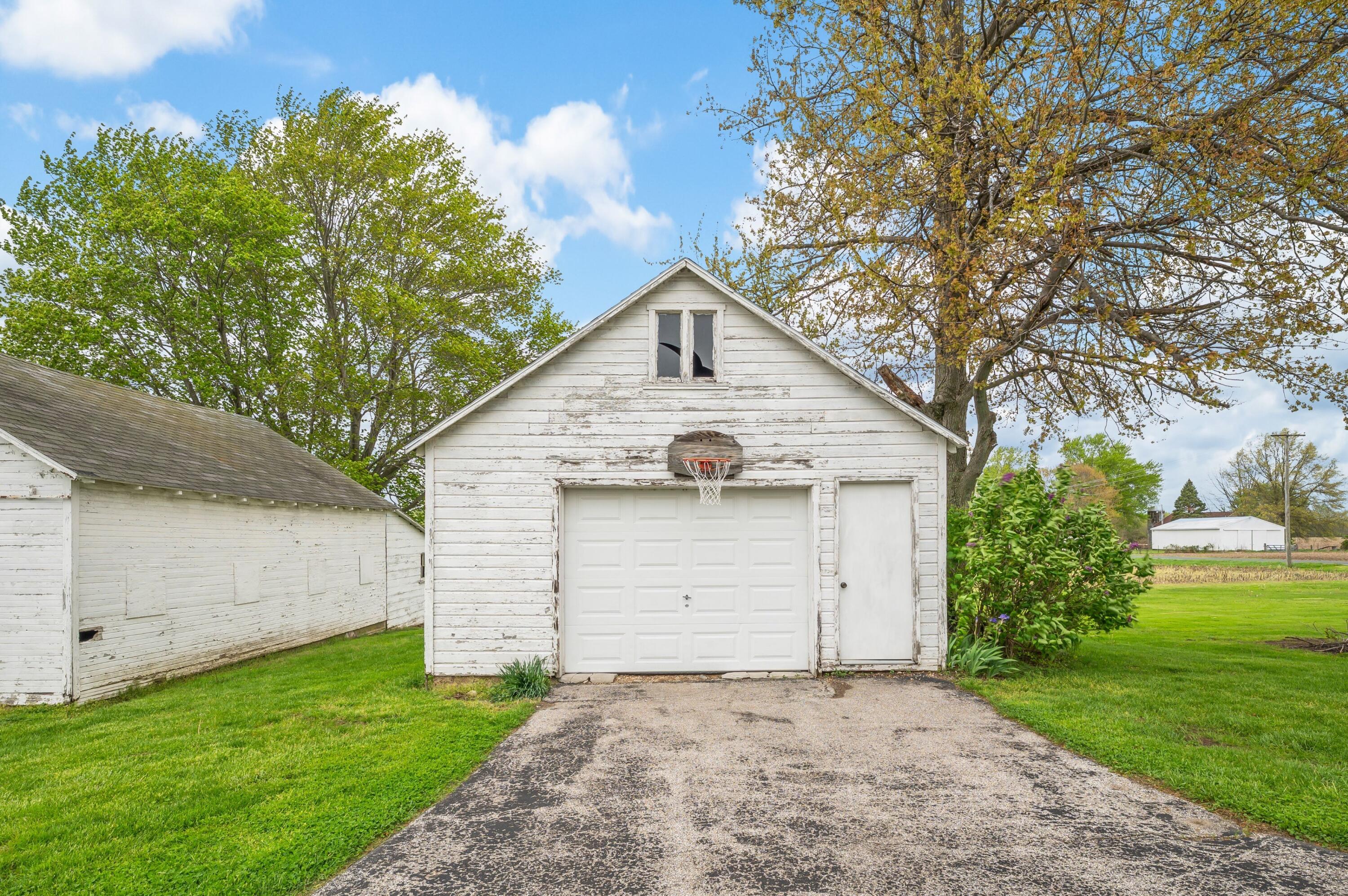 16686 Cleveland Avenue Galien MI 49113