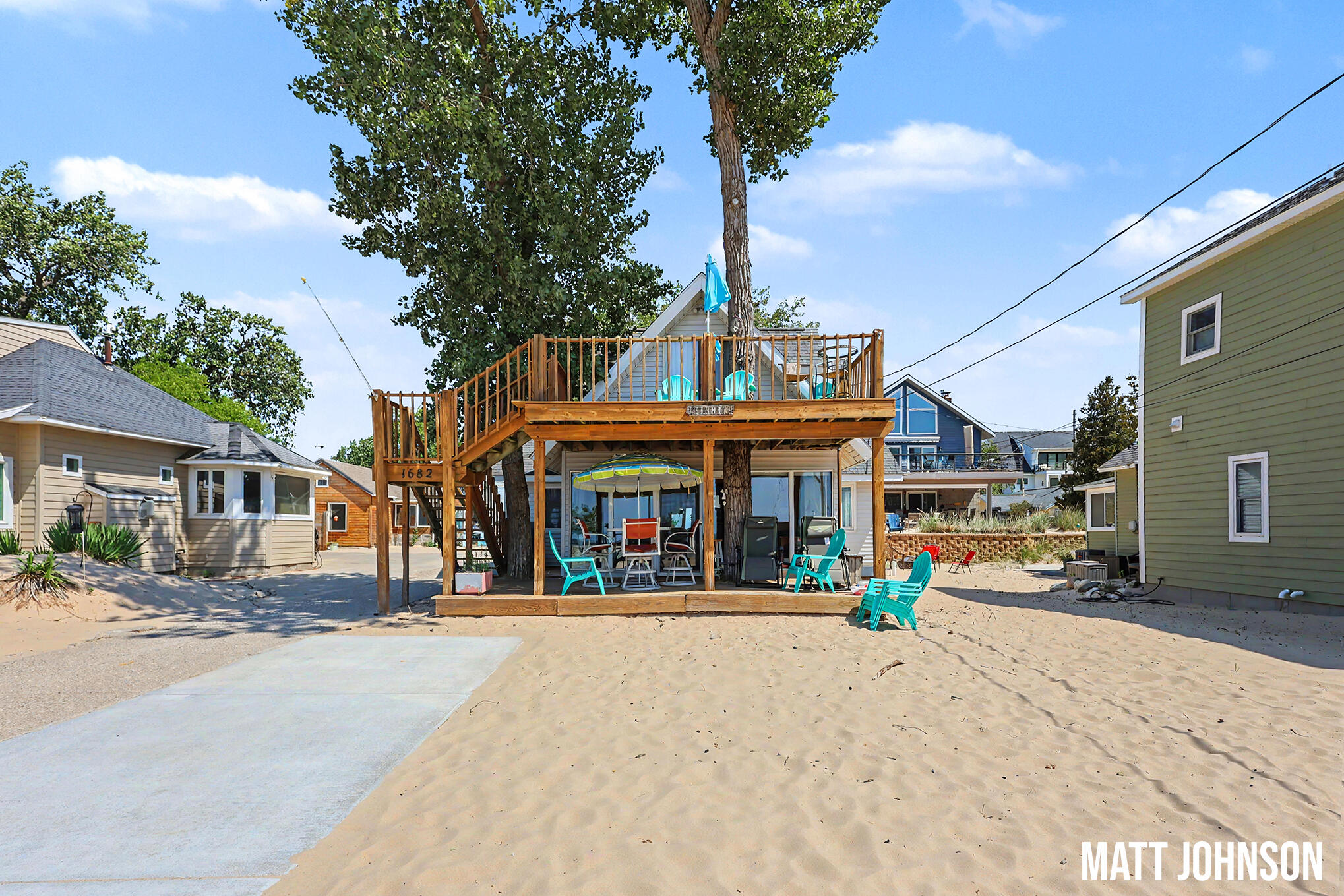 1682 Beach Street Muskegon MI 49441