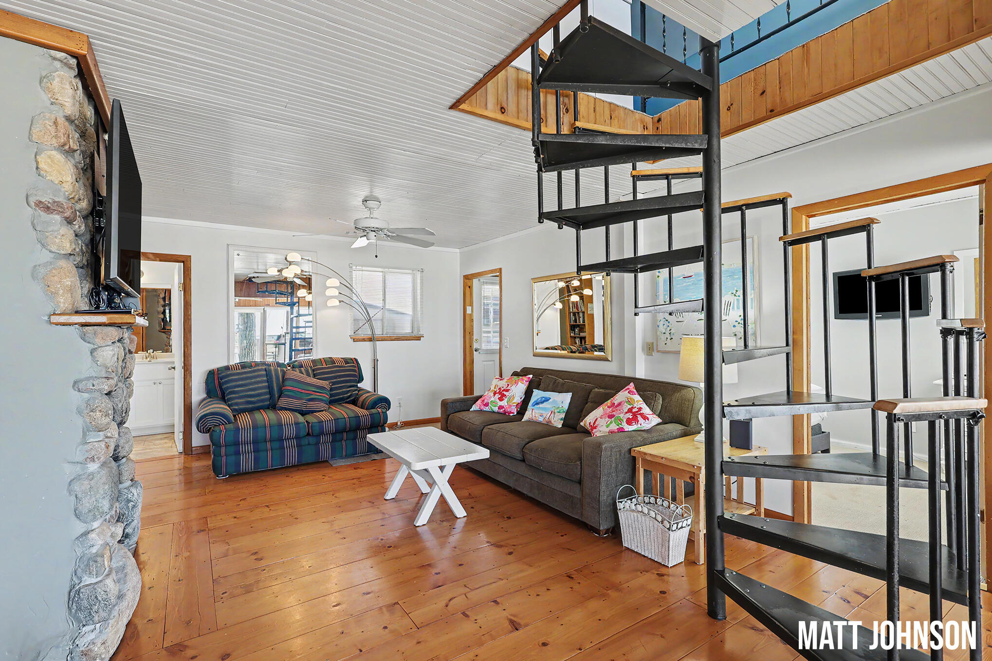 1682 Beach Street Muskegon MI 49441