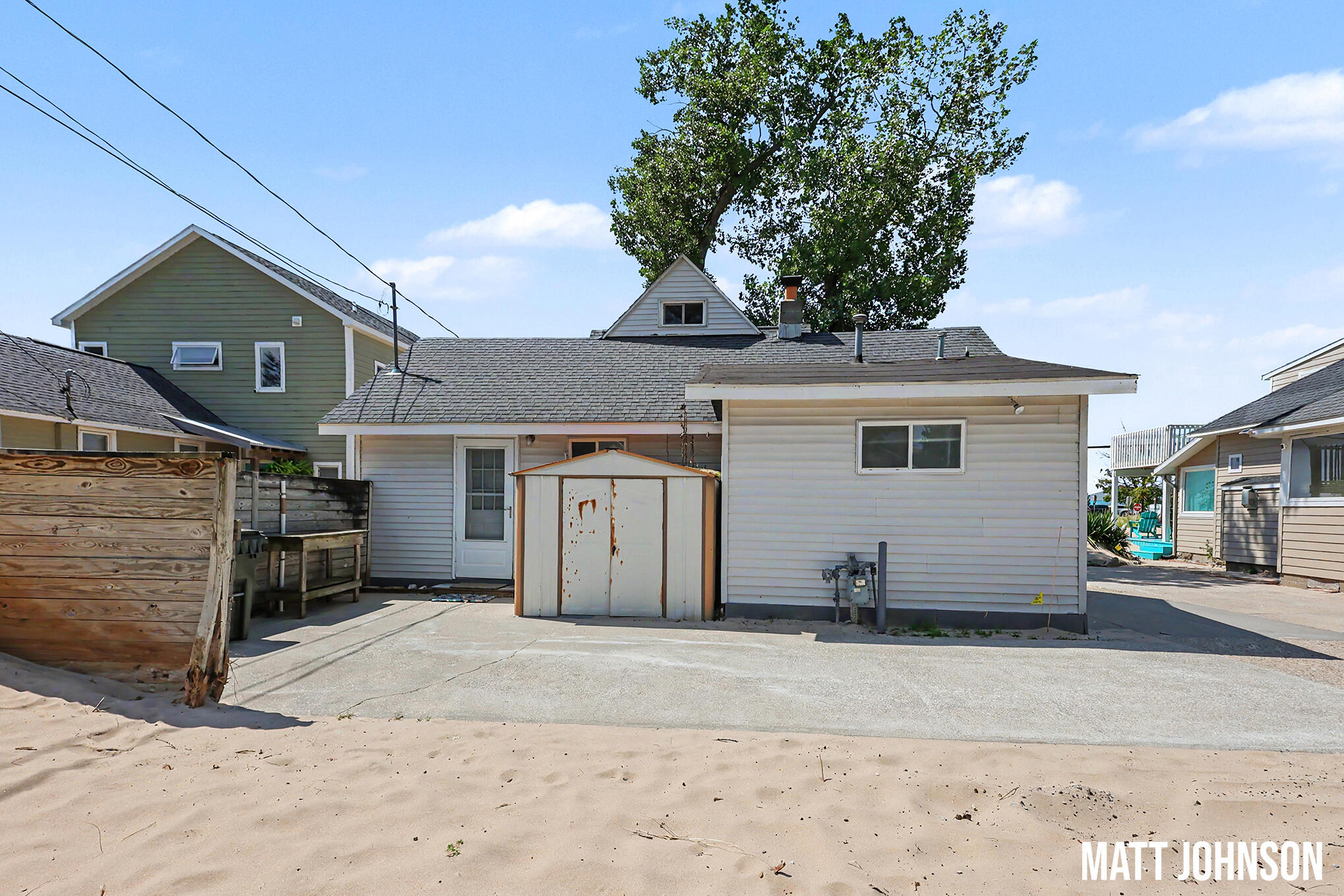 1682 Beach Street Muskegon MI 49441