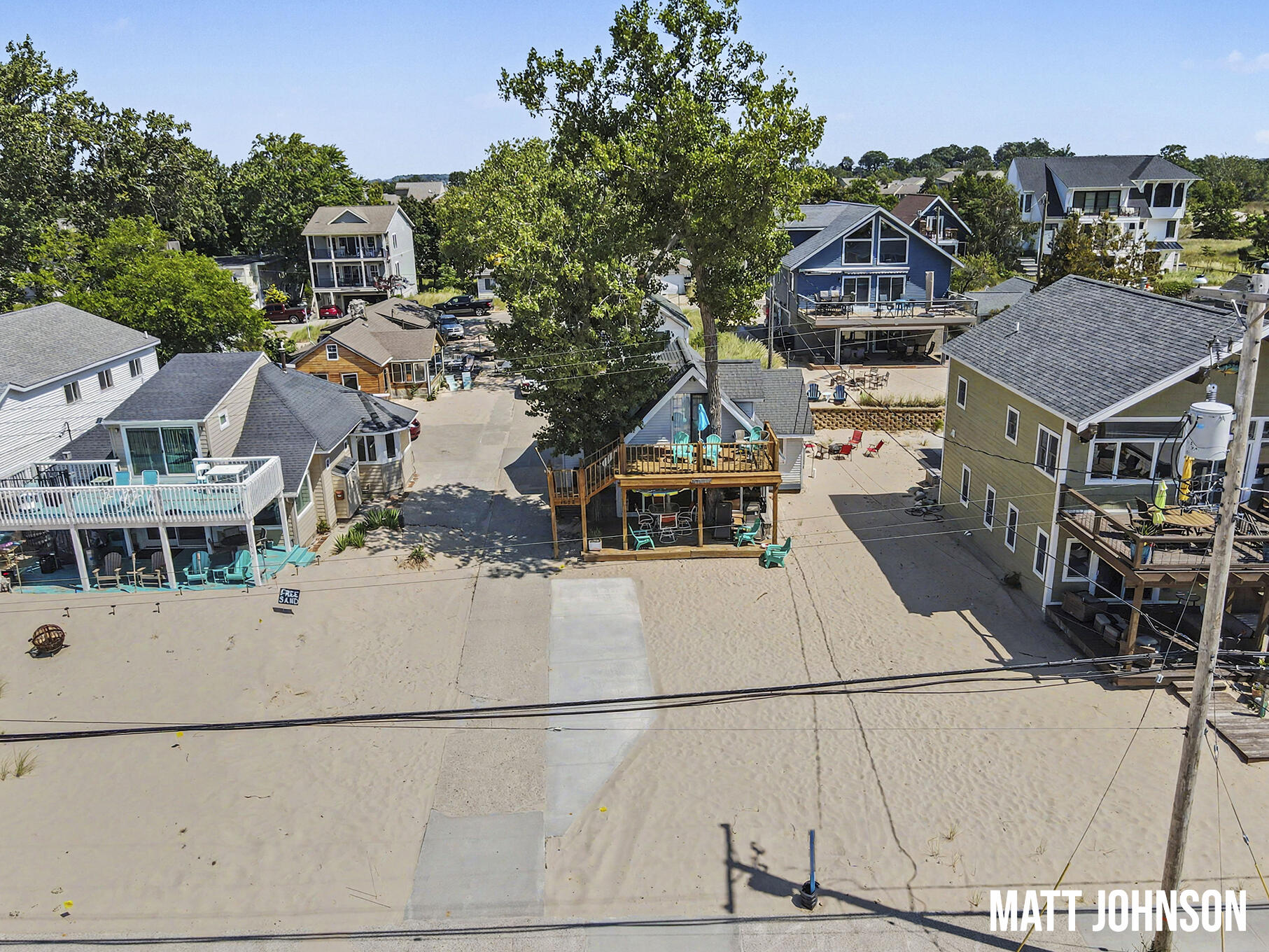 1682 Beach Street Muskegon MI 49441