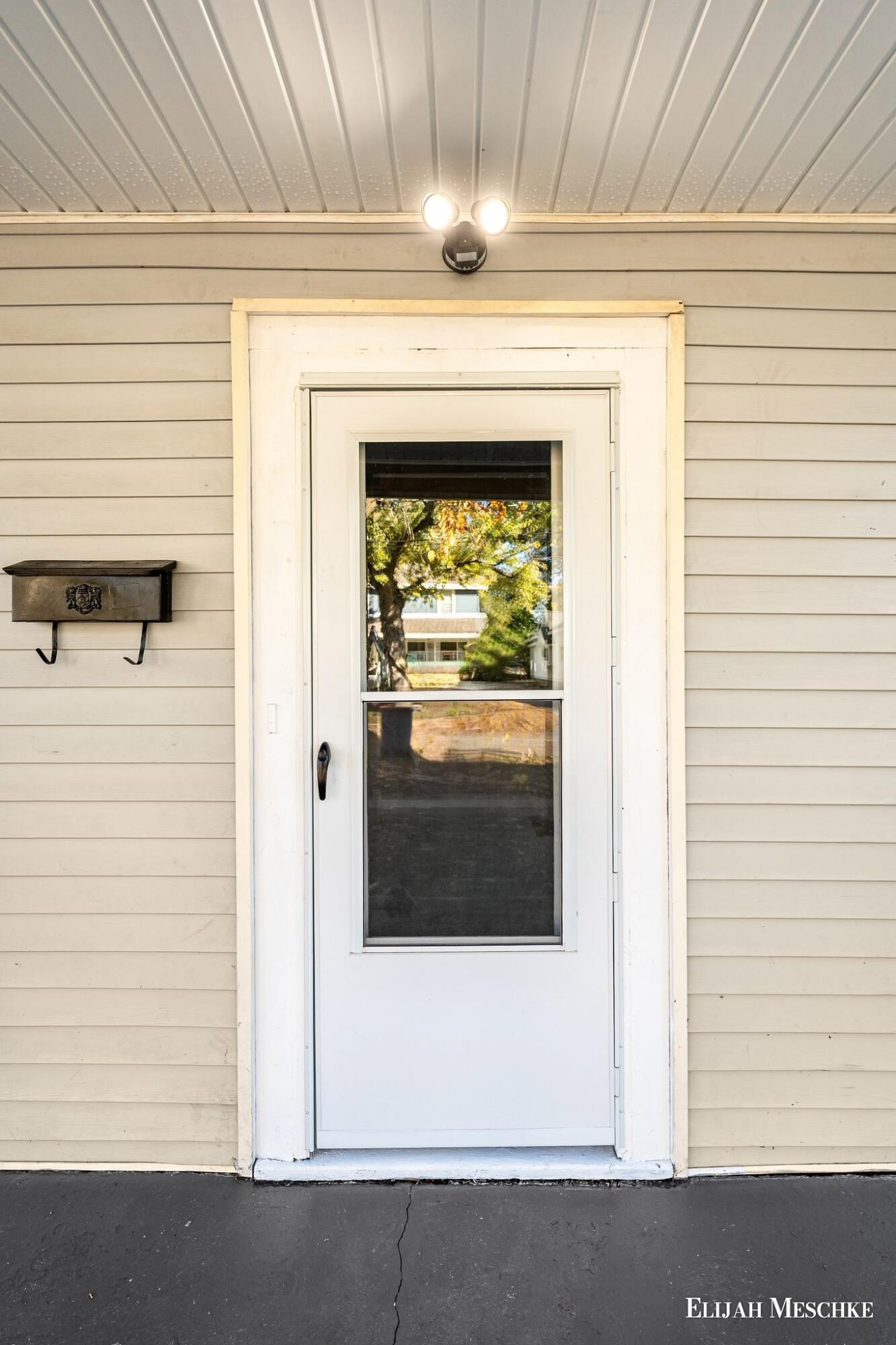 52 Banner Street SW Grand Rapids MI 49507