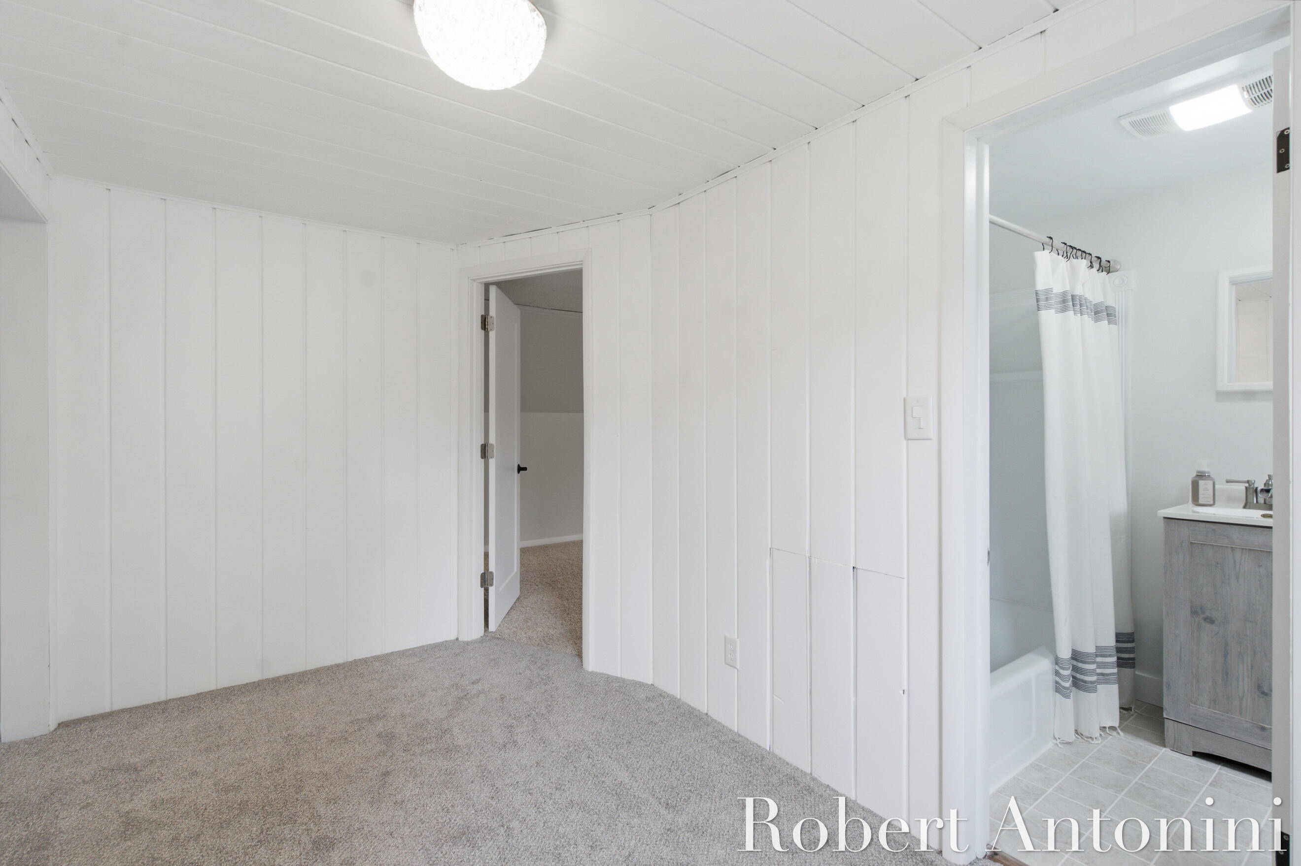 3148 Amon Avenue NE Grand Rapids MI 49525
