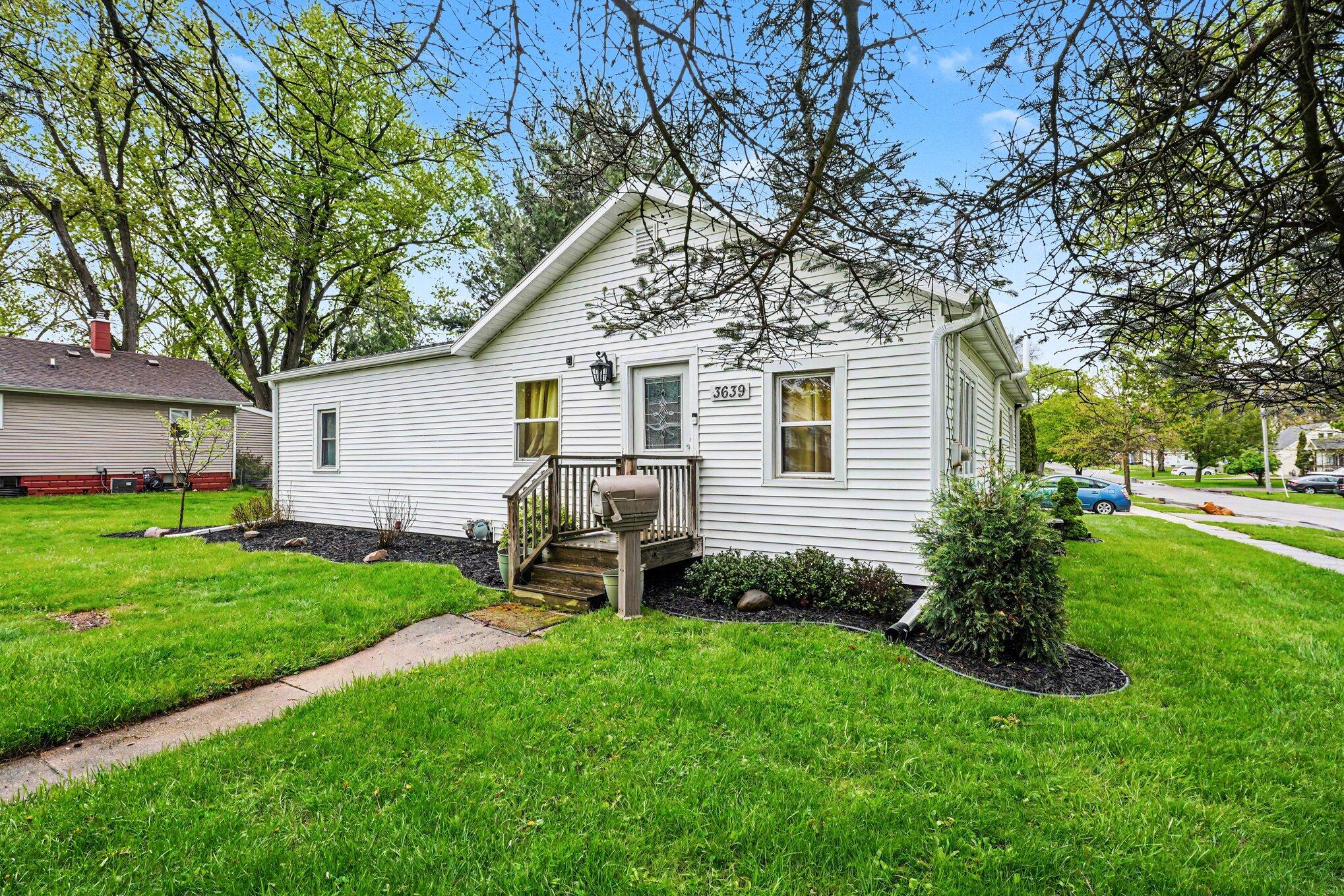 3639 Adams Street Kalamazoo MI 49008