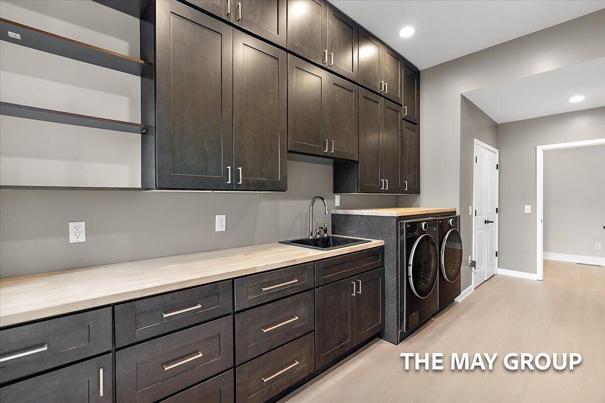 3443 Manderley Drive NE Grand Rapids MI 49525