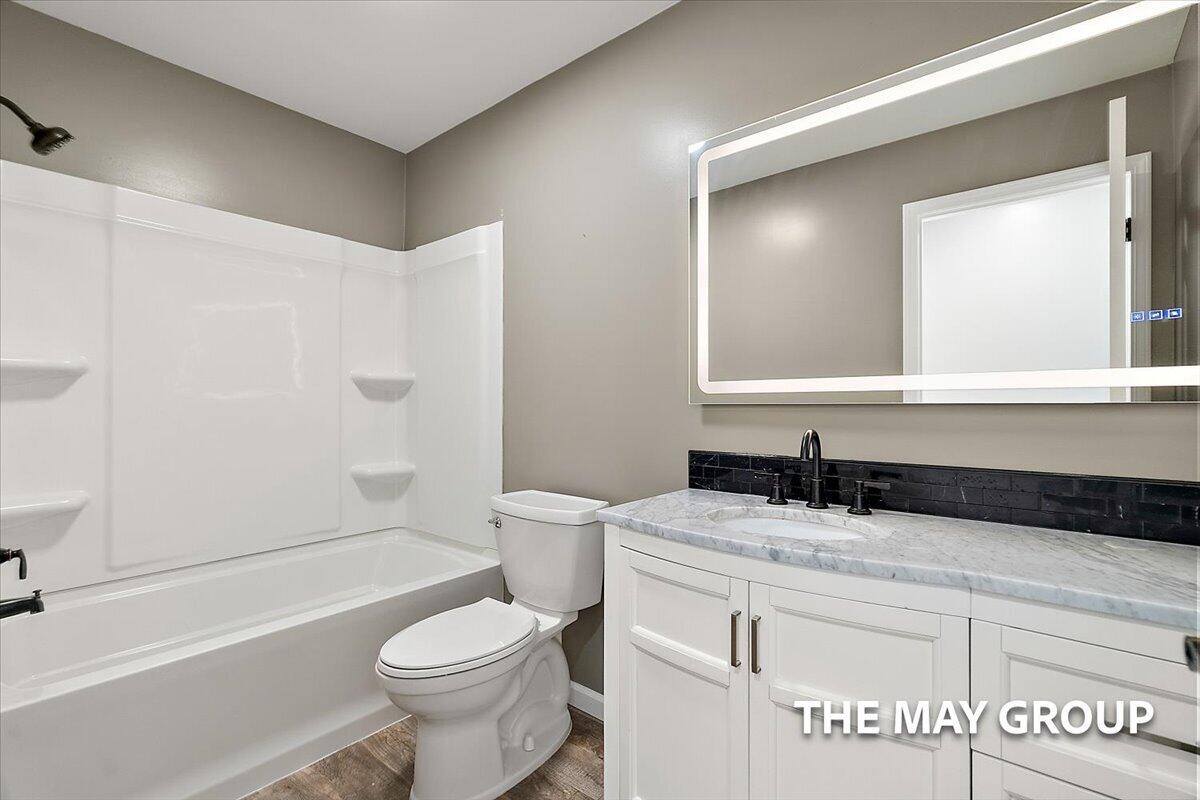 3443 Manderley Drive NE Grand Rapids MI 49525