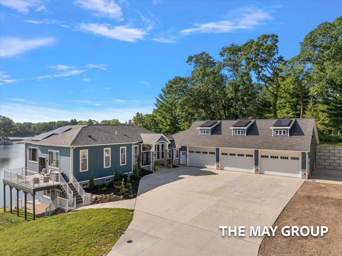 3443 Manderley Drive NE Grand Rapids MI 49525