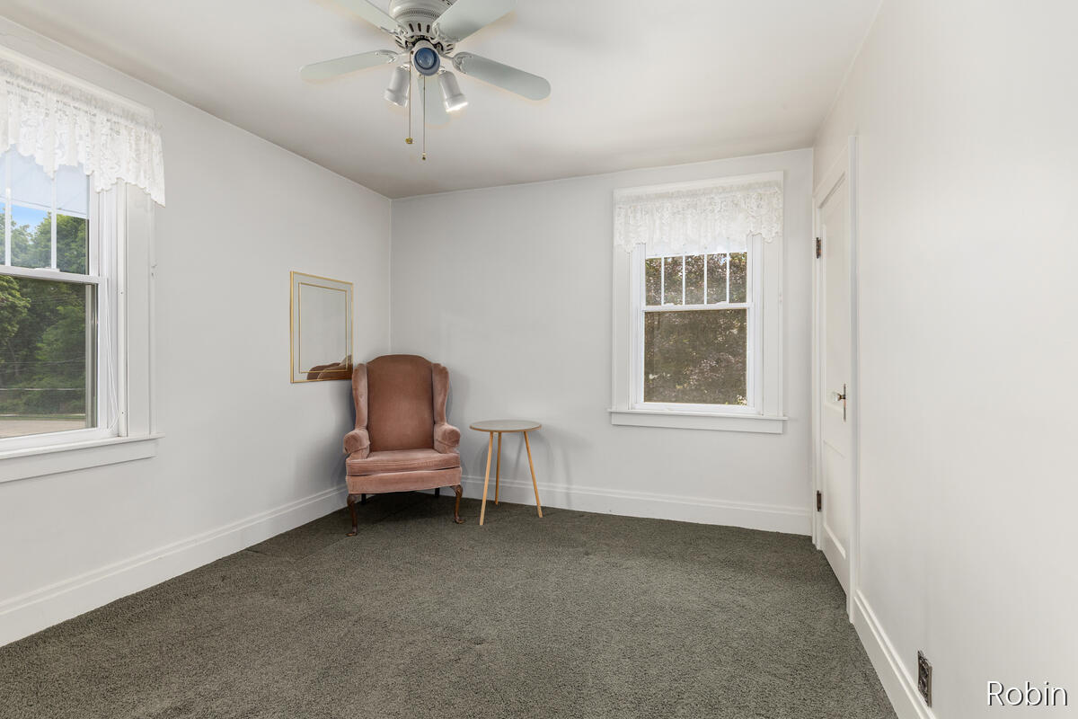 1545 4th Street NW Grand Rapids MI 49504