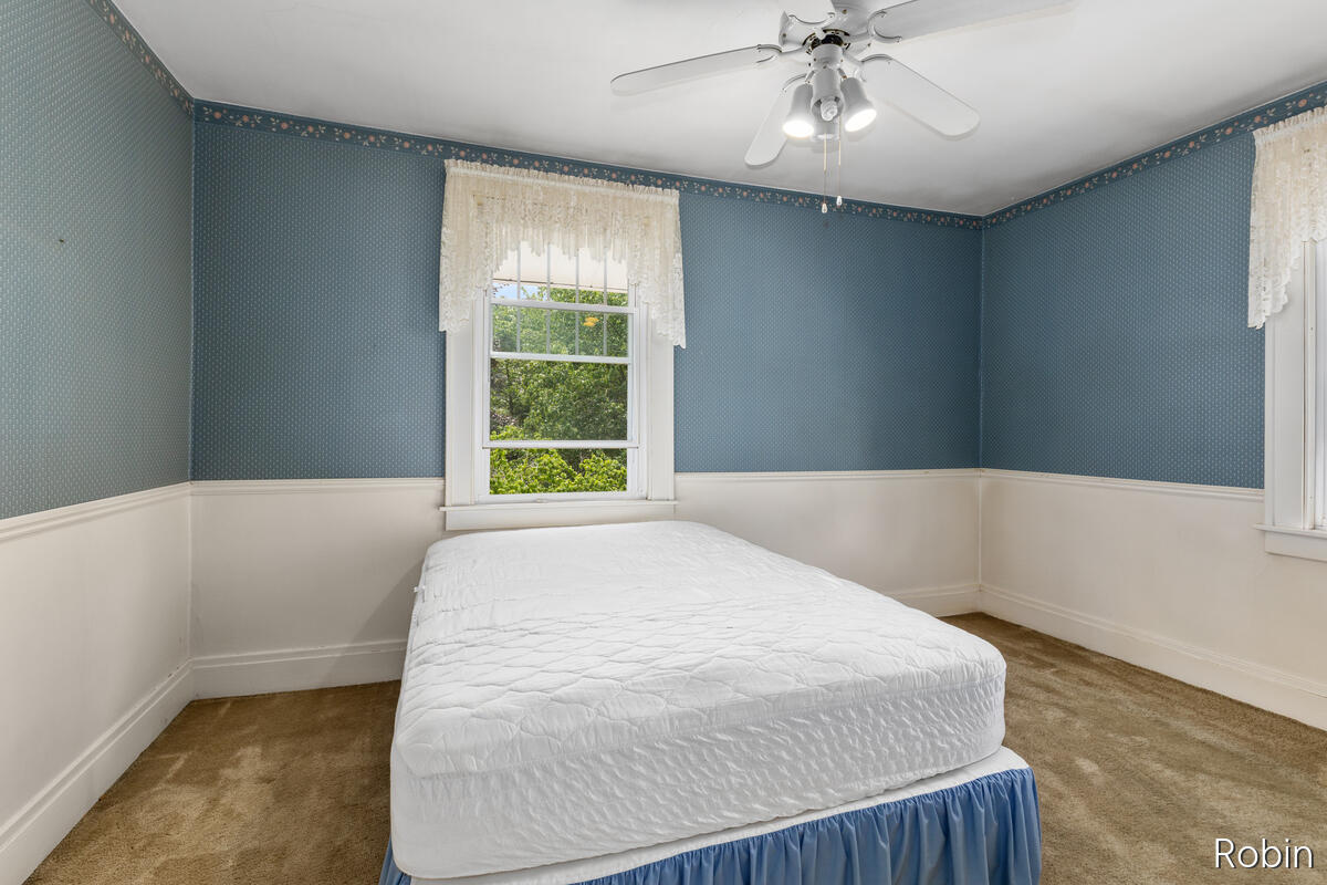 1545 4th Street NW Grand Rapids MI 49504