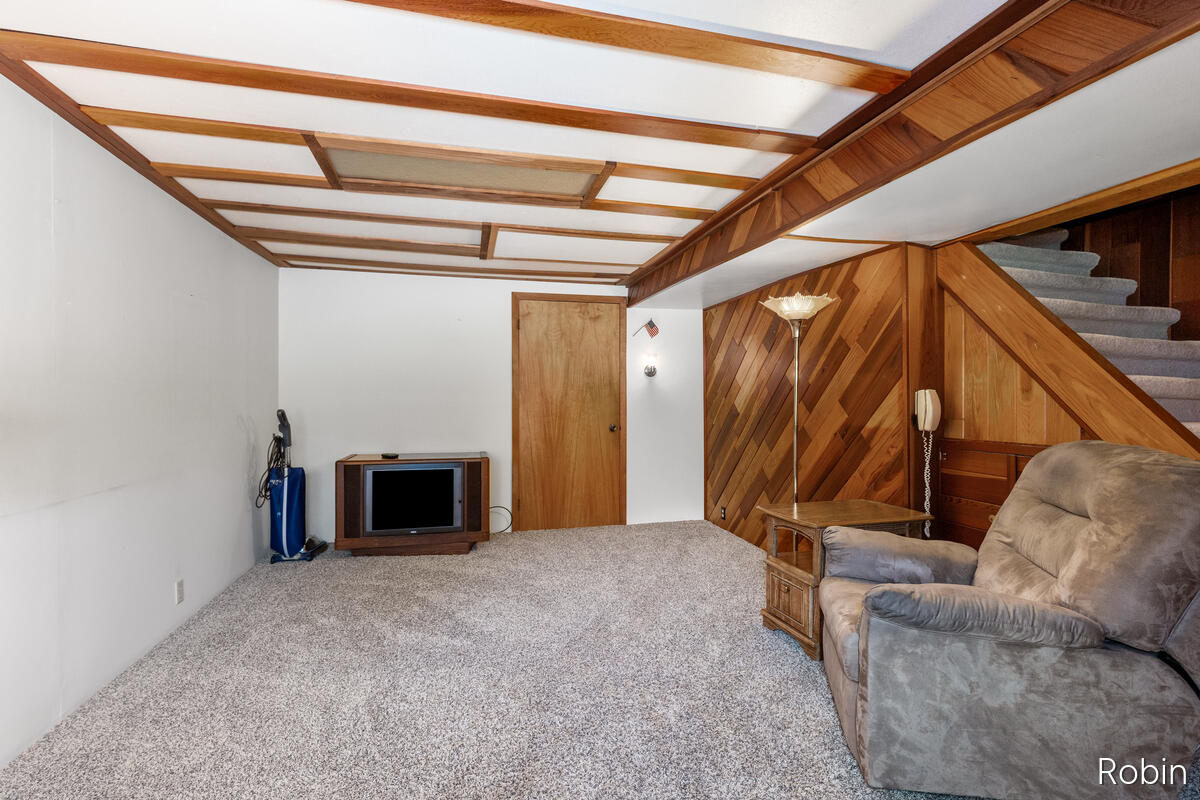 1545 4th Street NW Grand Rapids MI 49504