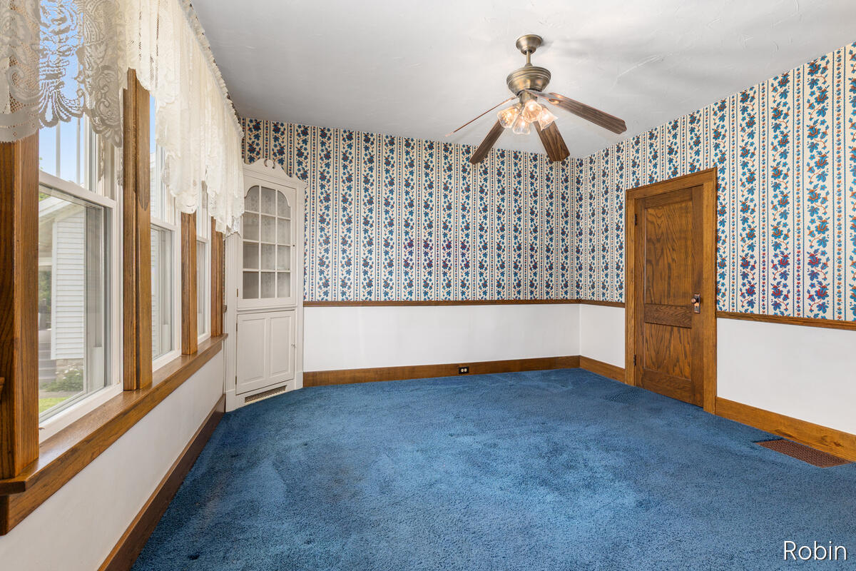 1545 4th Street NW Grand Rapids MI 49504