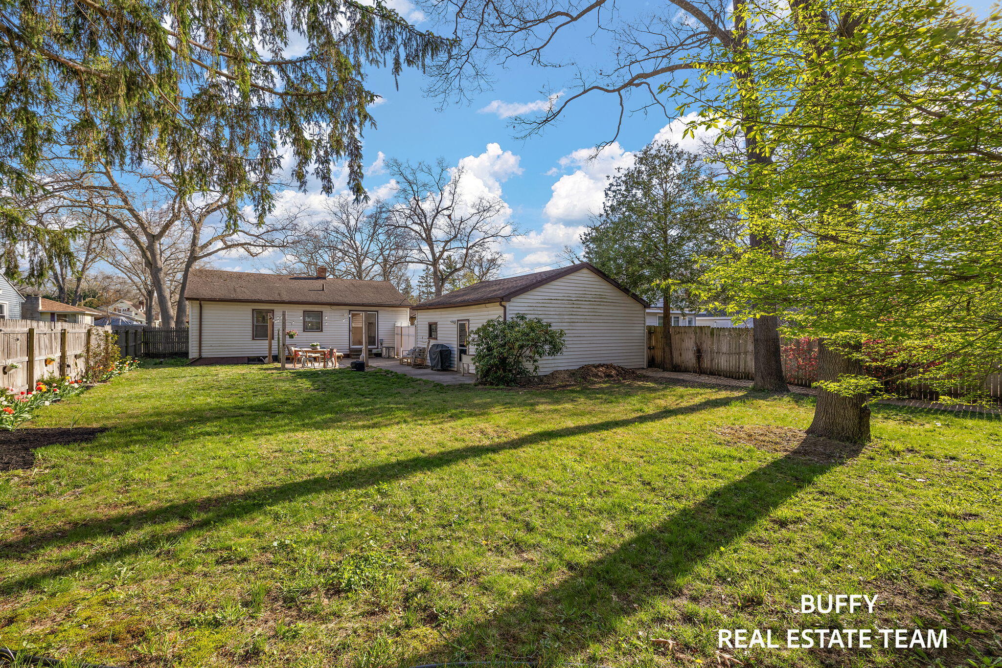 2050 Marvin Avenue Muskegon MI 49442