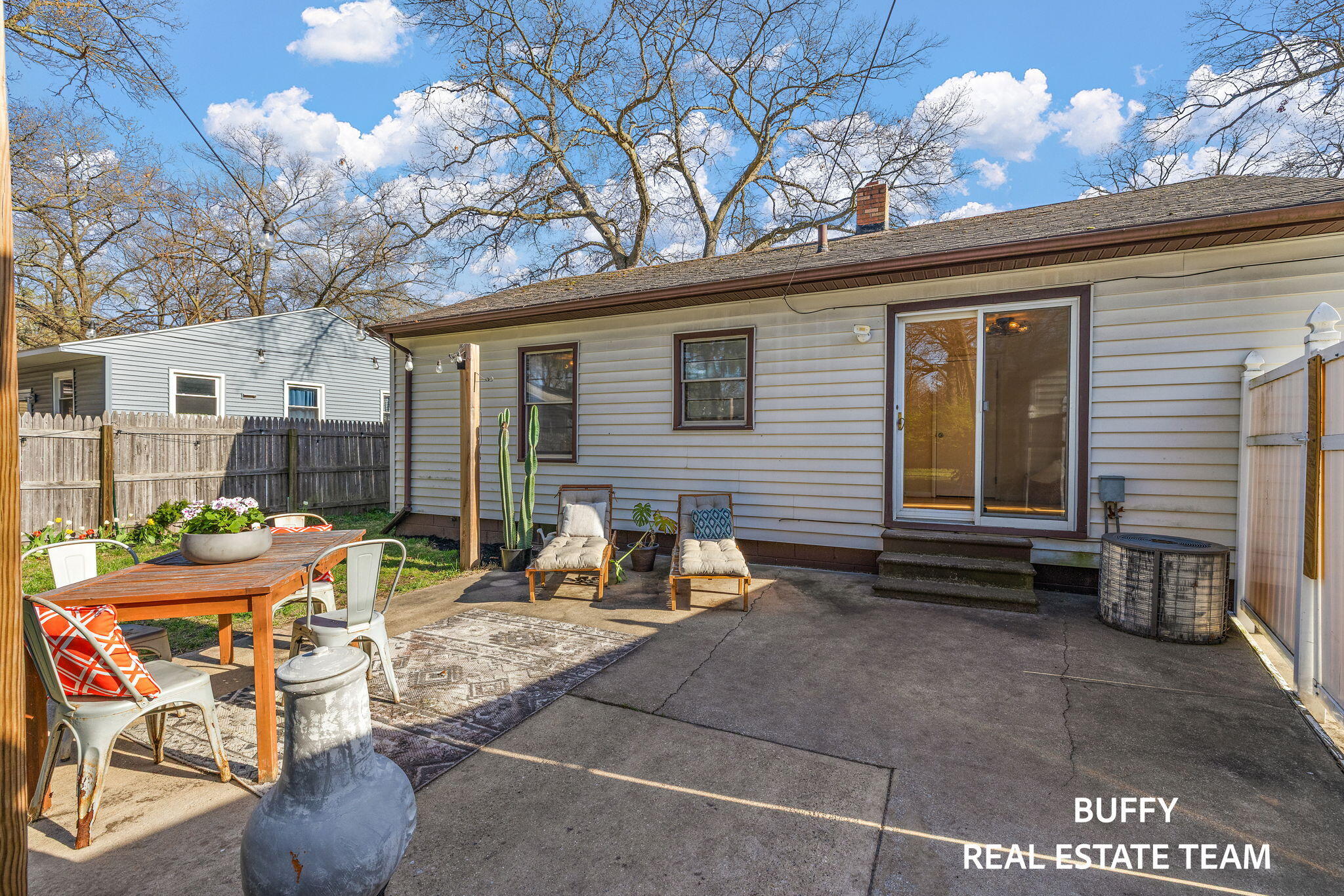 2050 Marvin Avenue Muskegon MI 49442