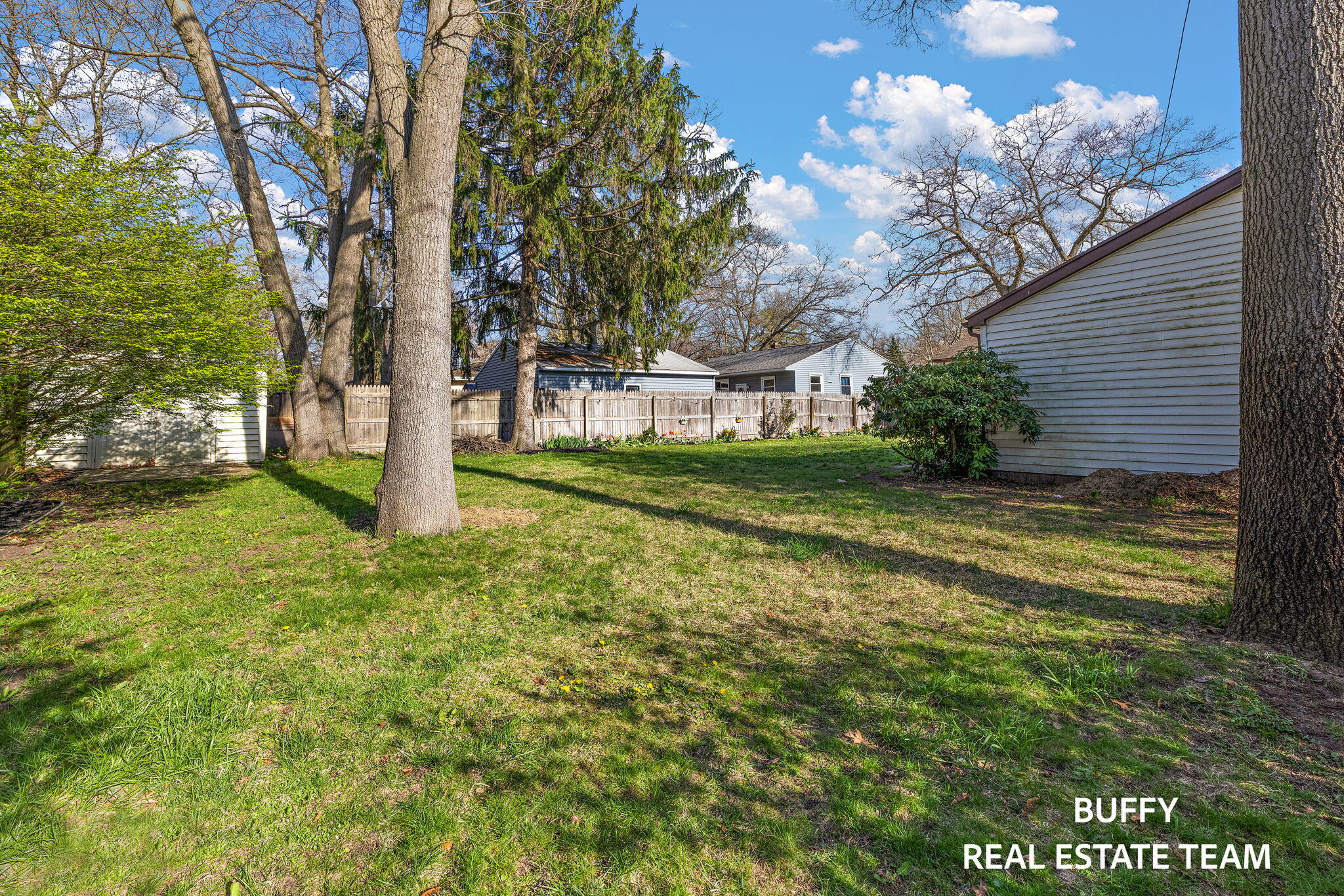 2050 Marvin Avenue Muskegon MI 49442