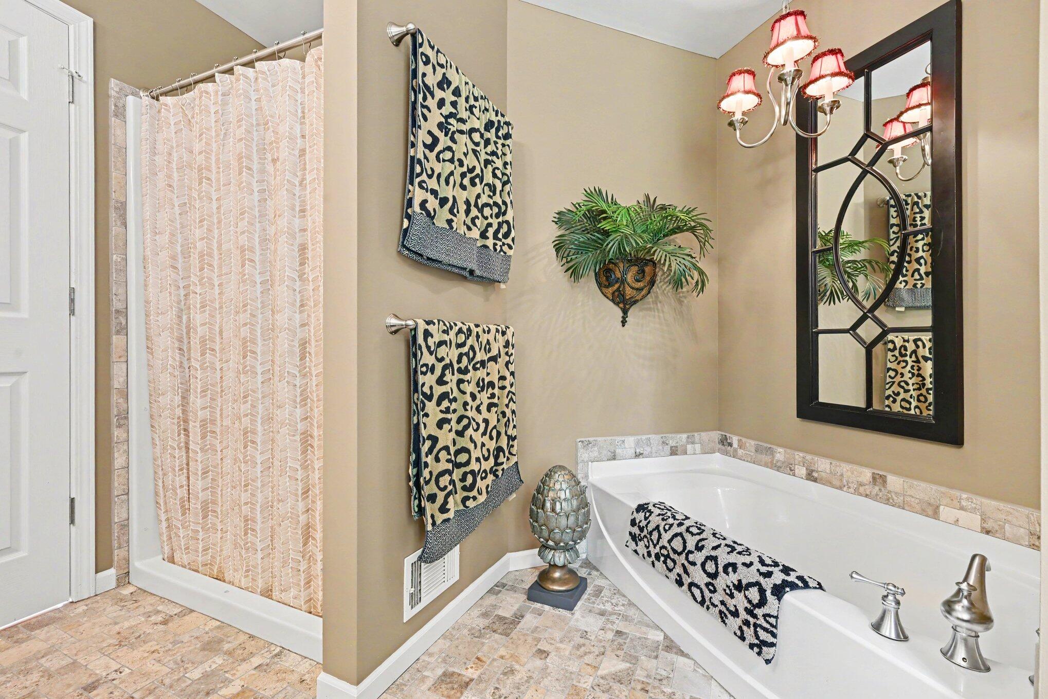 368 Summerset Drive Kalamazoo MI 49009