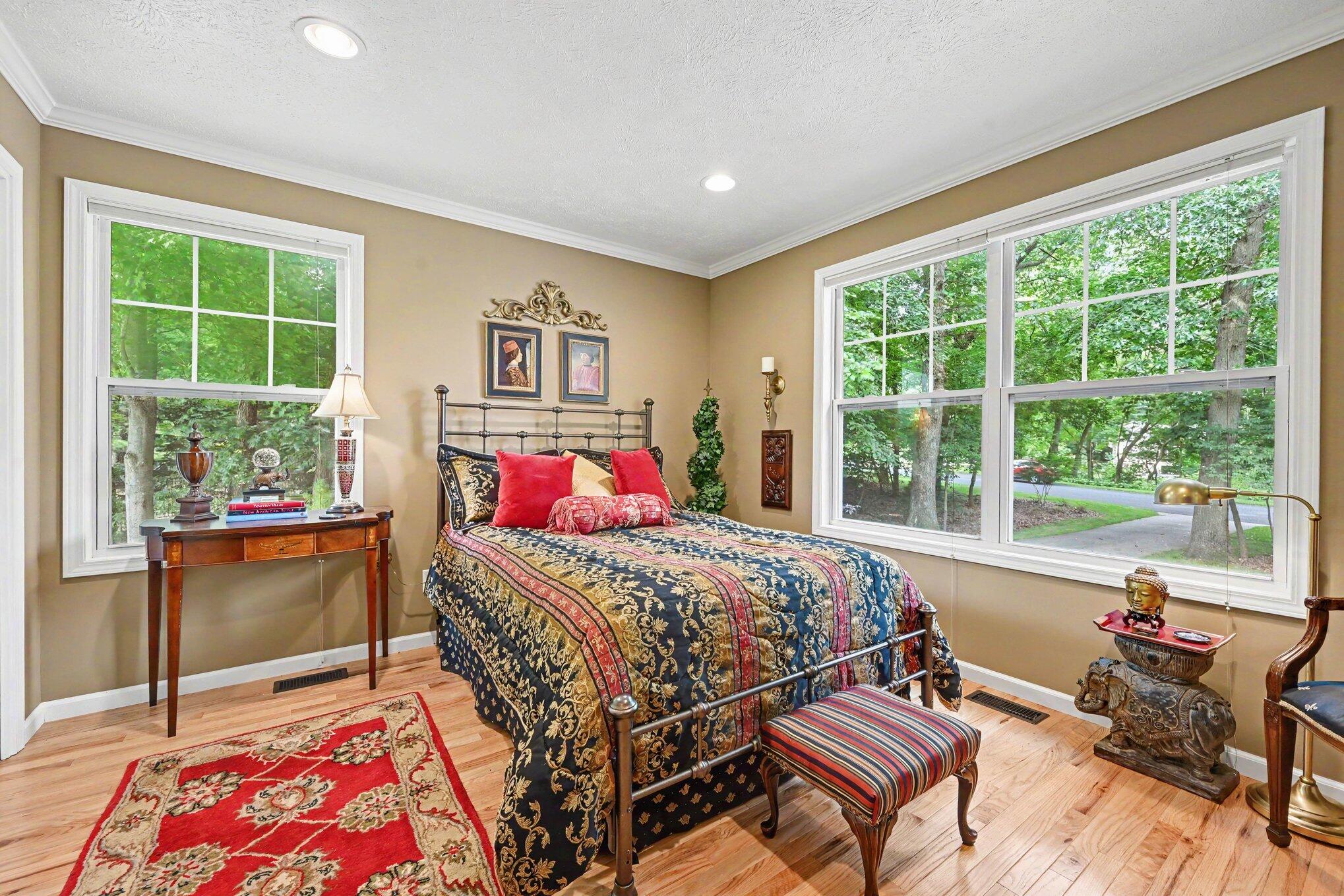 368 Summerset Drive Kalamazoo MI 49009