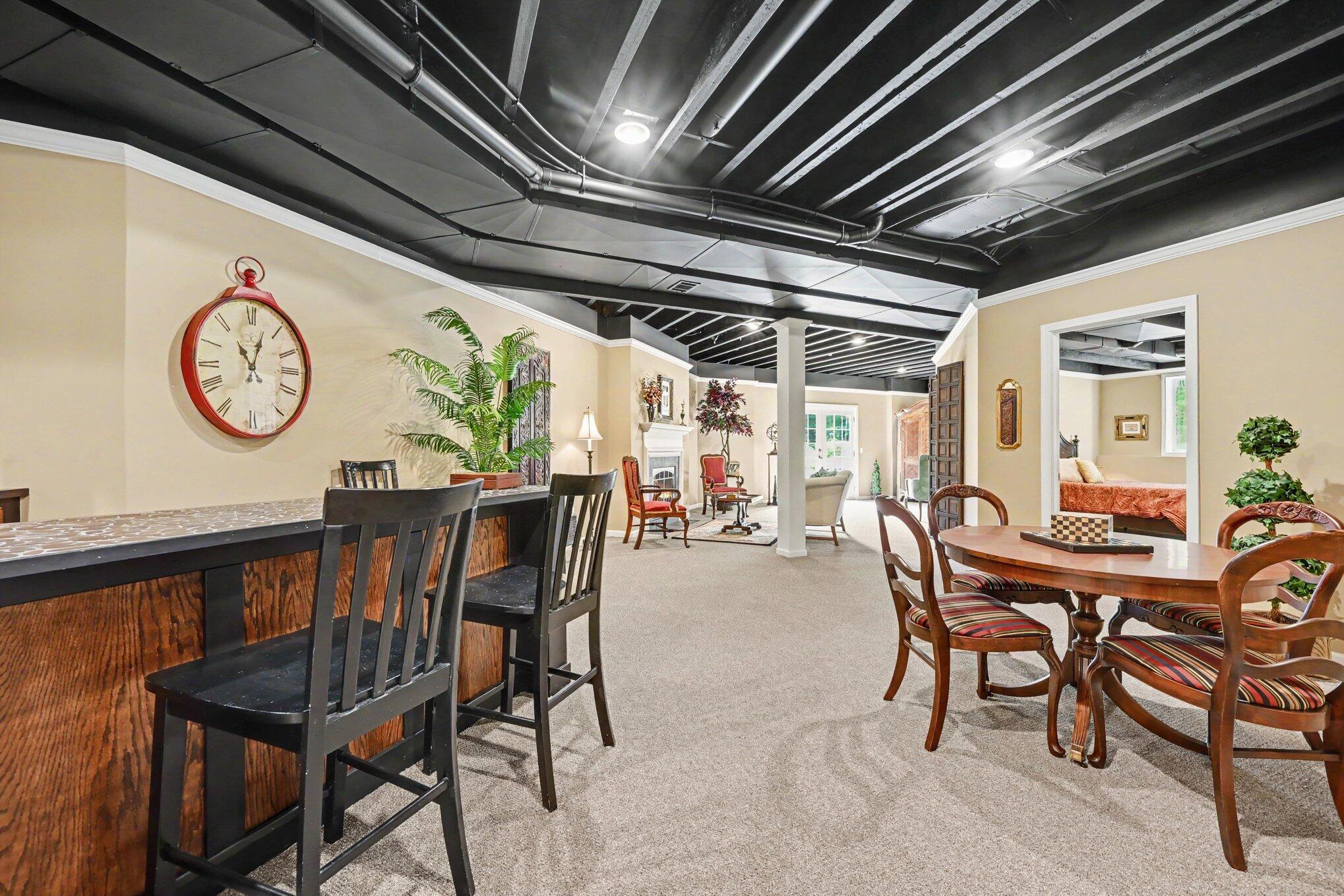 368 Summerset Drive Kalamazoo MI 49009