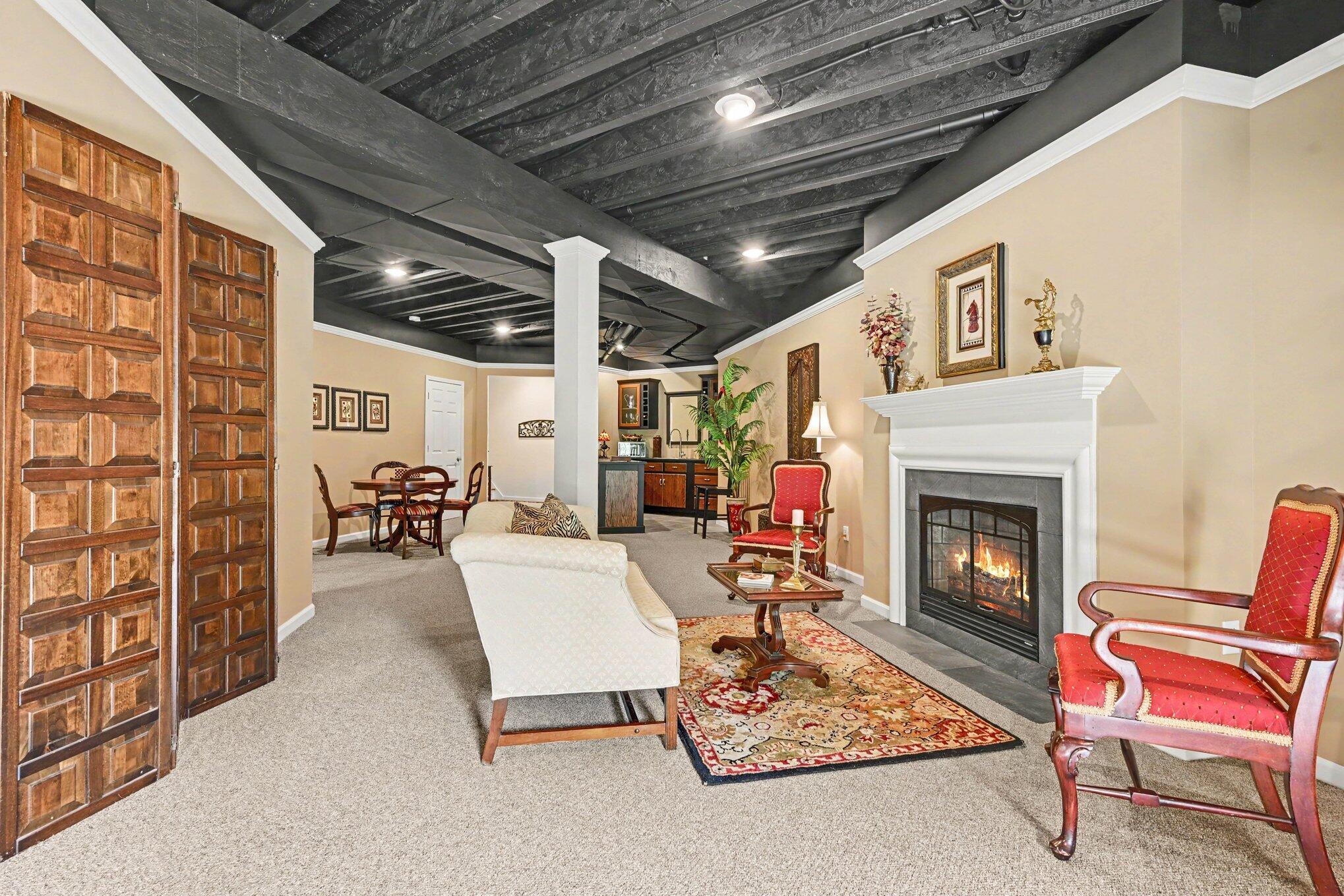 368 Summerset Drive Kalamazoo MI 49009