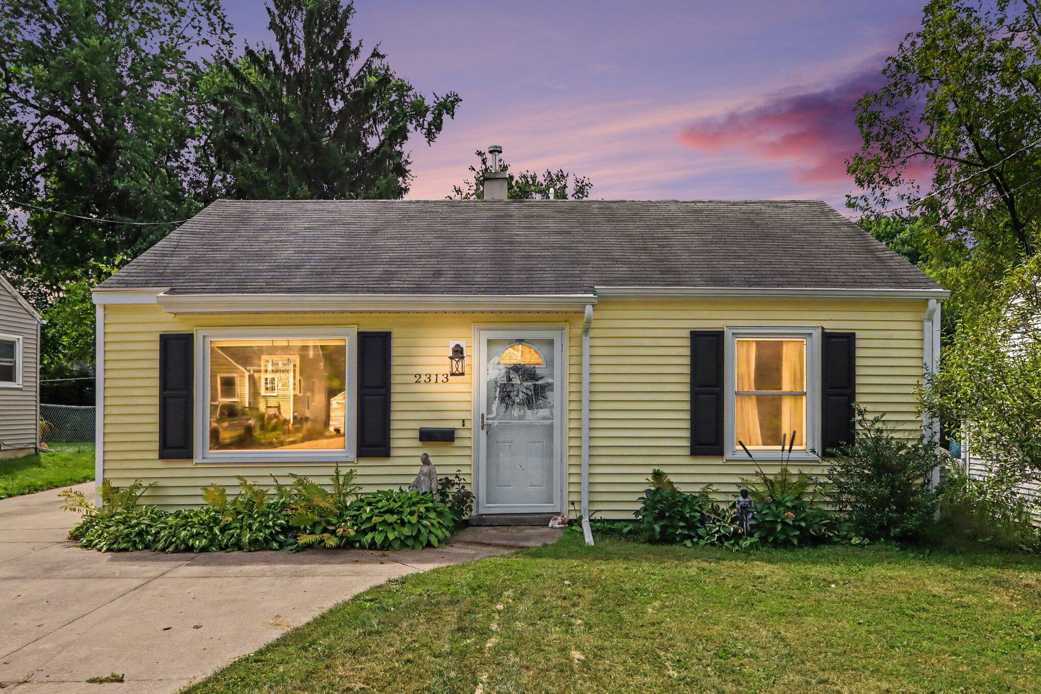 2313 Waverly Street Kalamazoo MI 49006