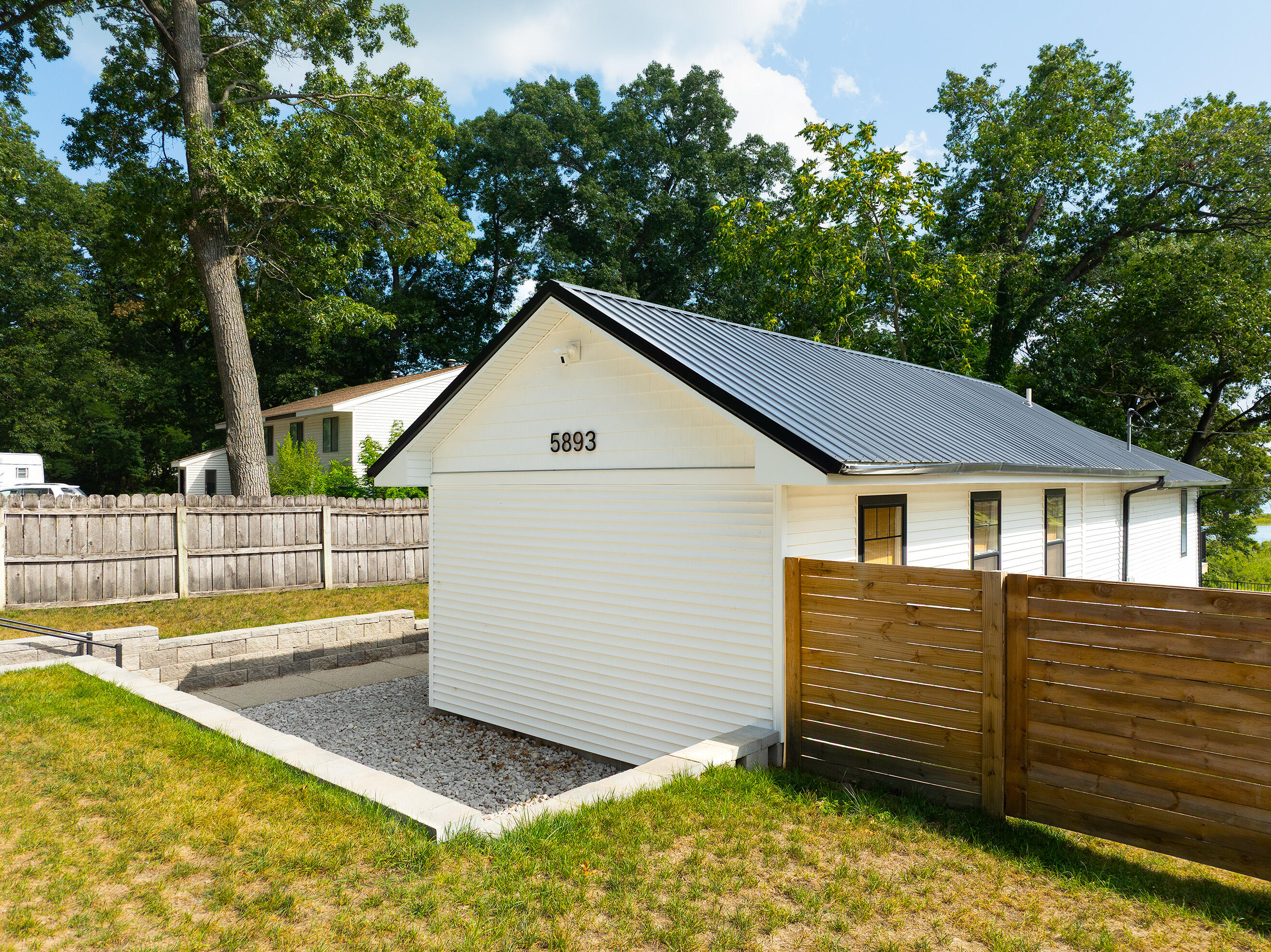 5893 White Road Muskegon MI 49442