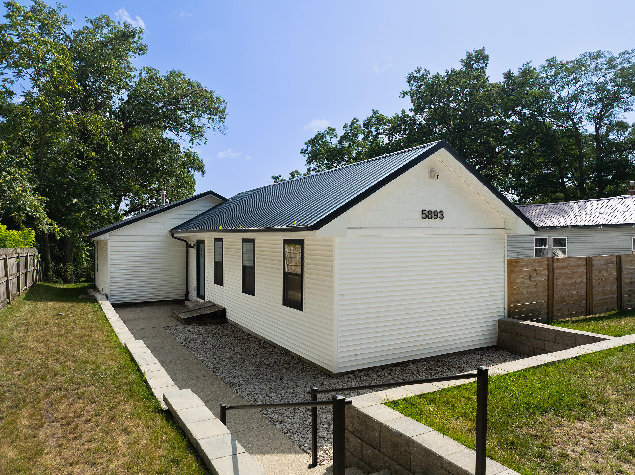 5893 White Road Muskegon MI 49442