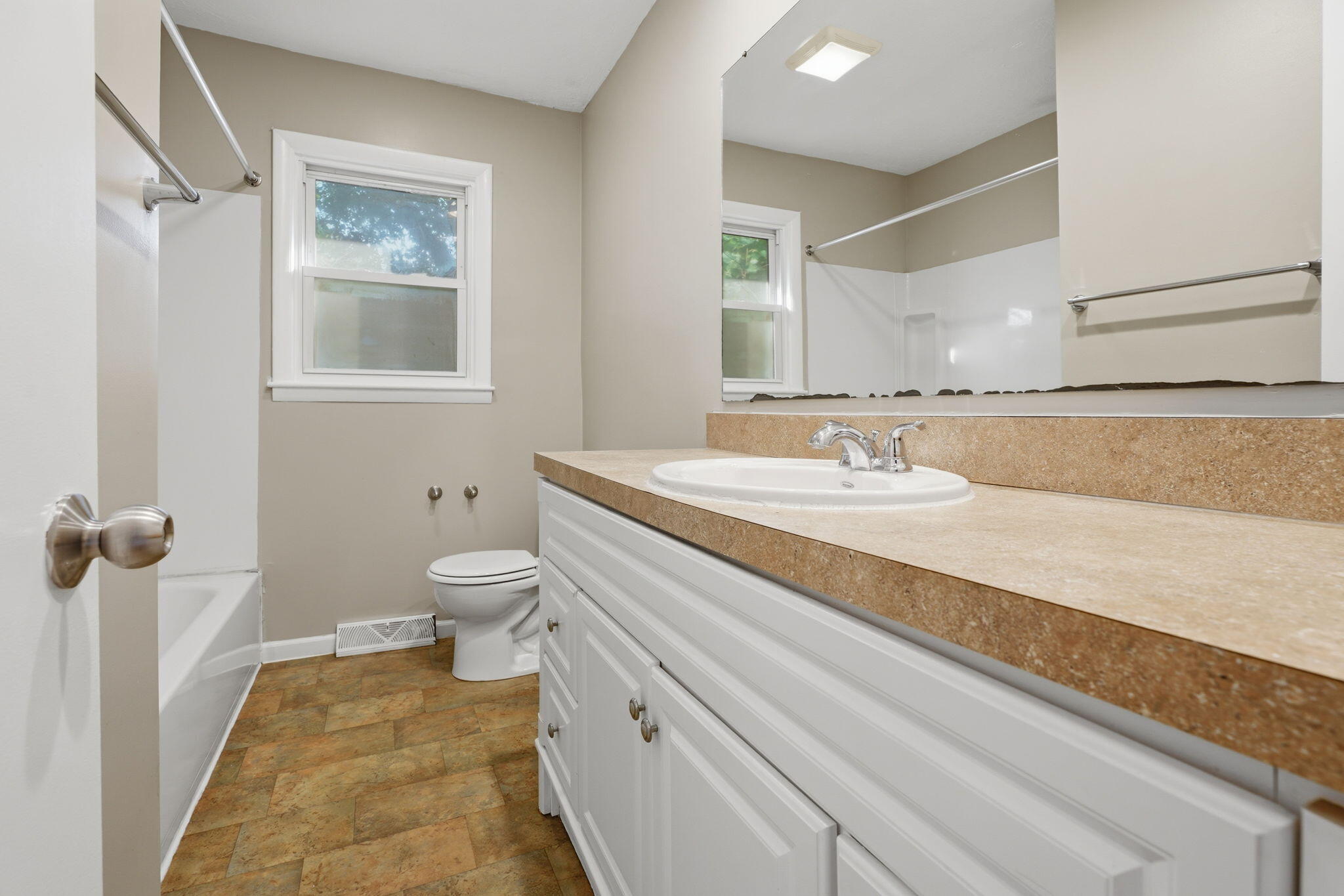 3501 Newcastle Drive SE Grand Rapids MI 49508