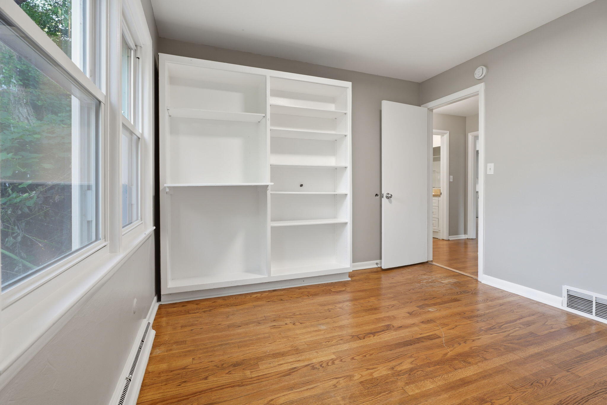 3501 Newcastle Drive SE Grand Rapids MI 49508