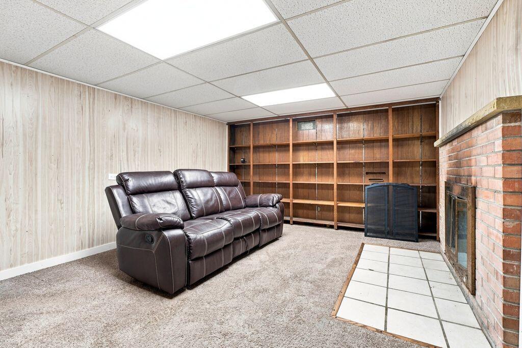 3501 Newcastle Drive SE Grand Rapids MI 49508