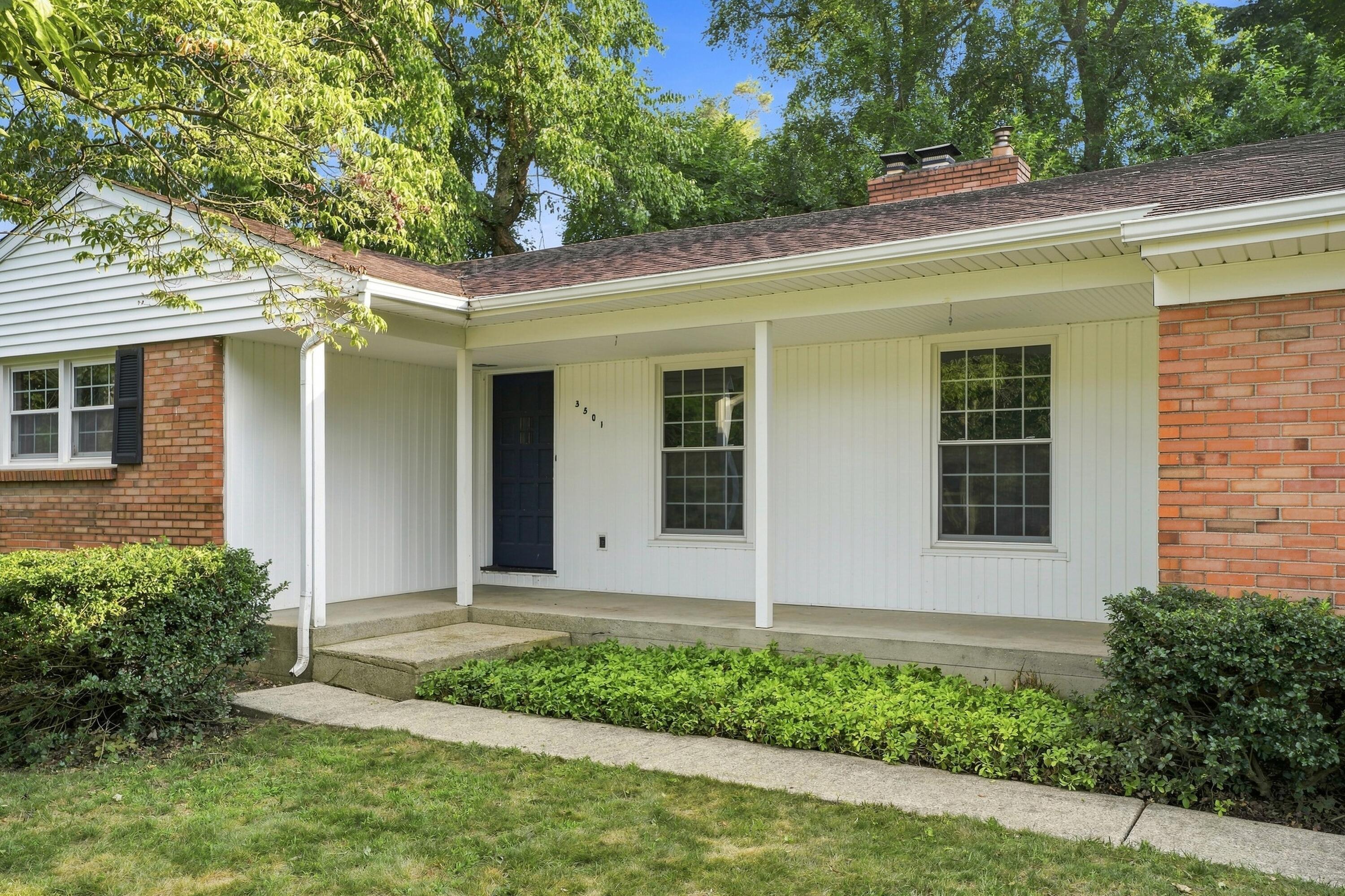 3501 Newcastle Drive SE Grand Rapids MI 49508