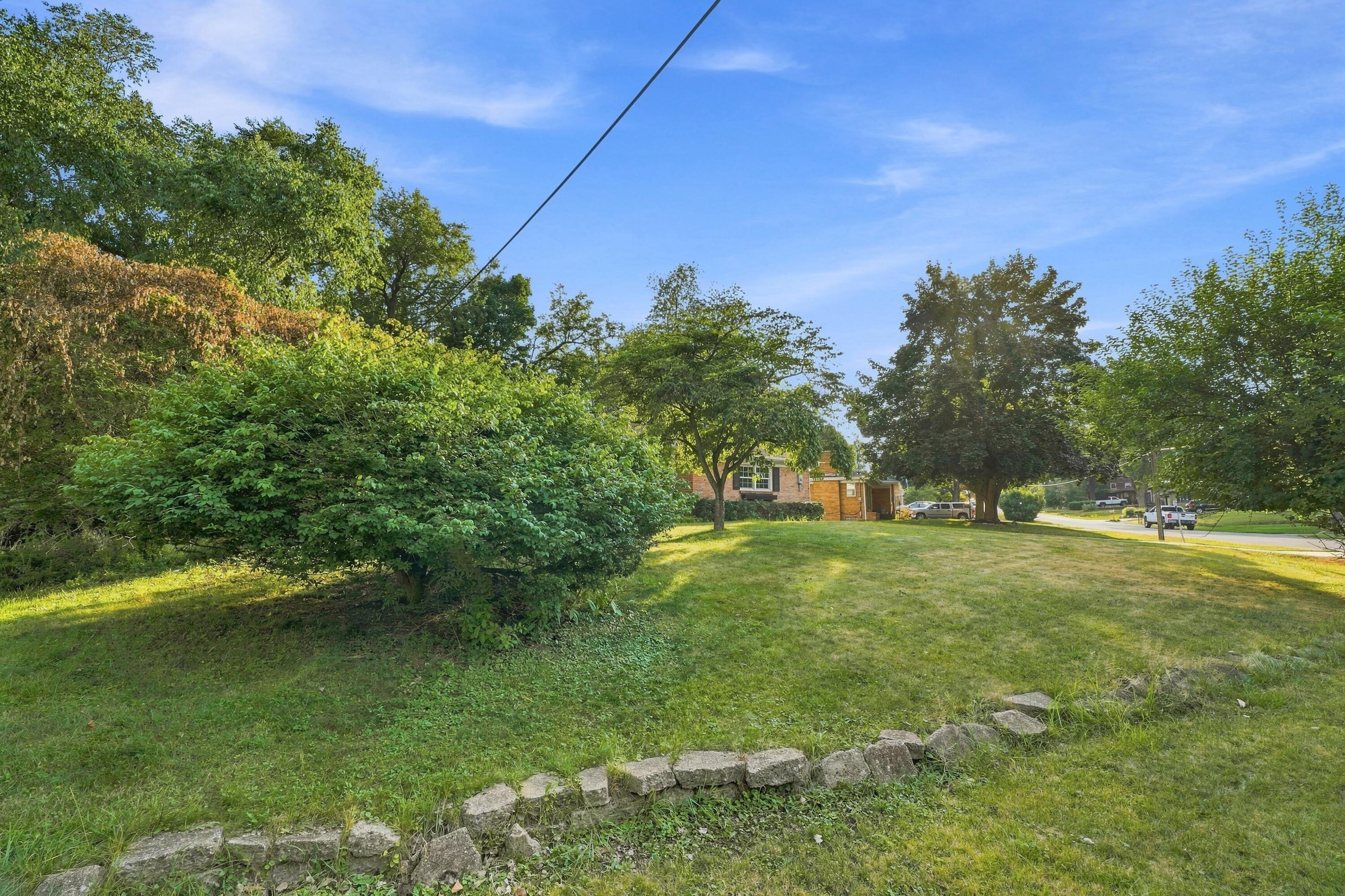 3501 Newcastle Drive SE Grand Rapids MI 49508