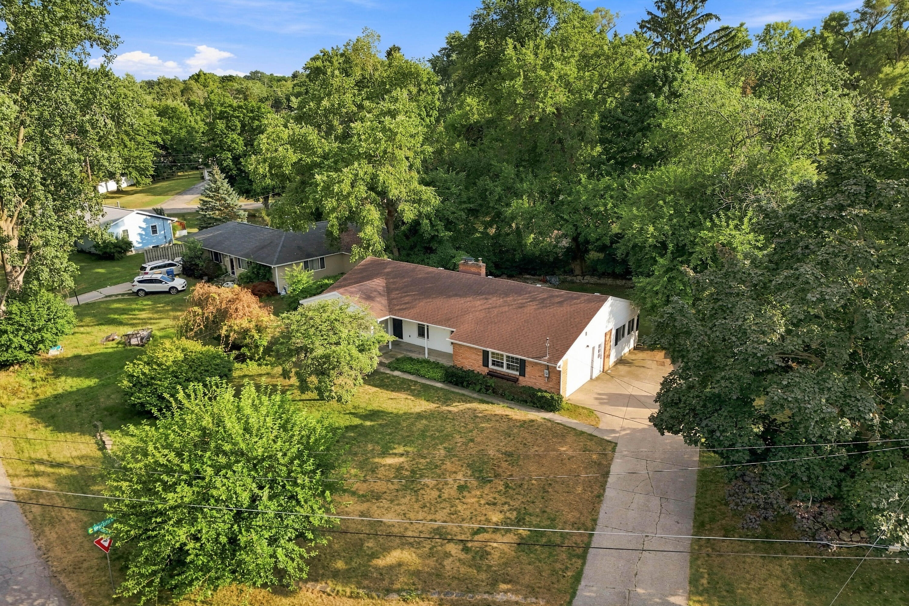 3501 Newcastle Drive SE Grand Rapids MI 49508
