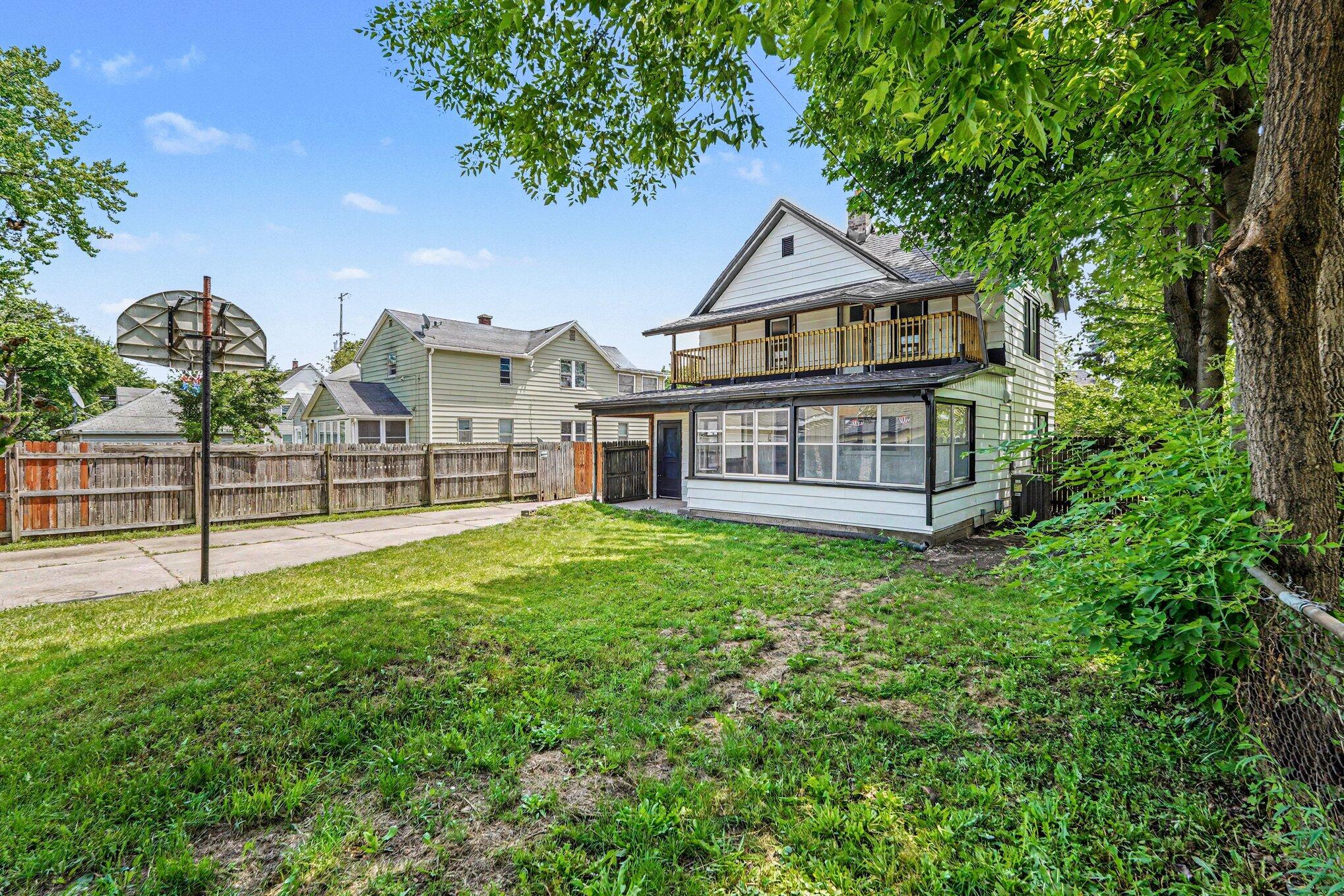 757 6th Street NW Grand Rapids MI 49504