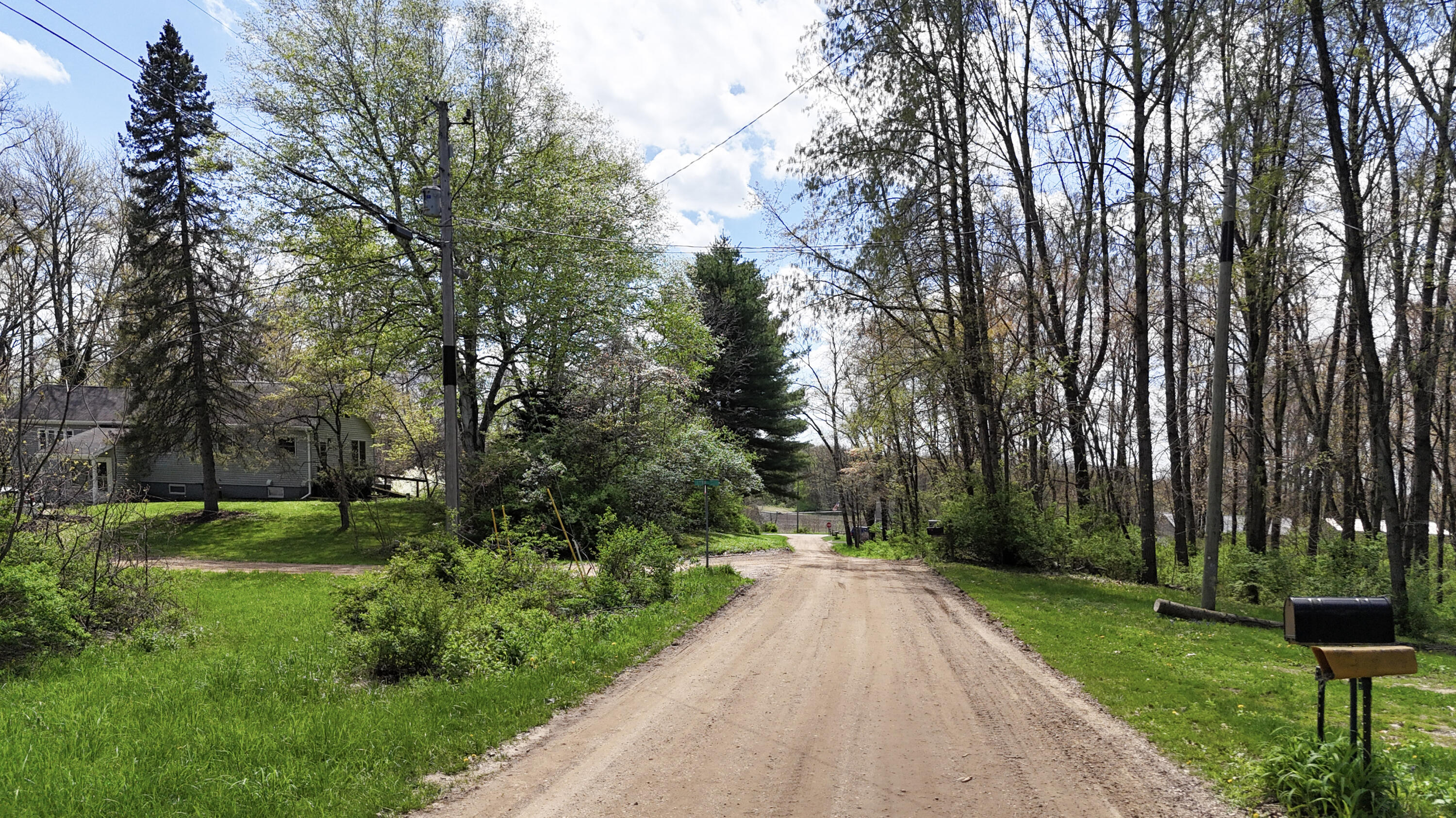 56896 Sunnyside Avenue Cassopolis MI 49031