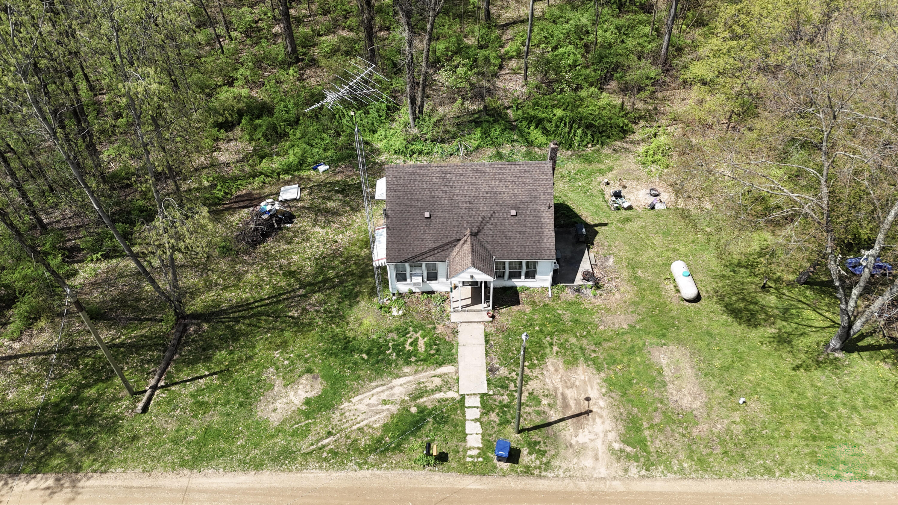 56896 Sunnyside Avenue Cassopolis MI 49031