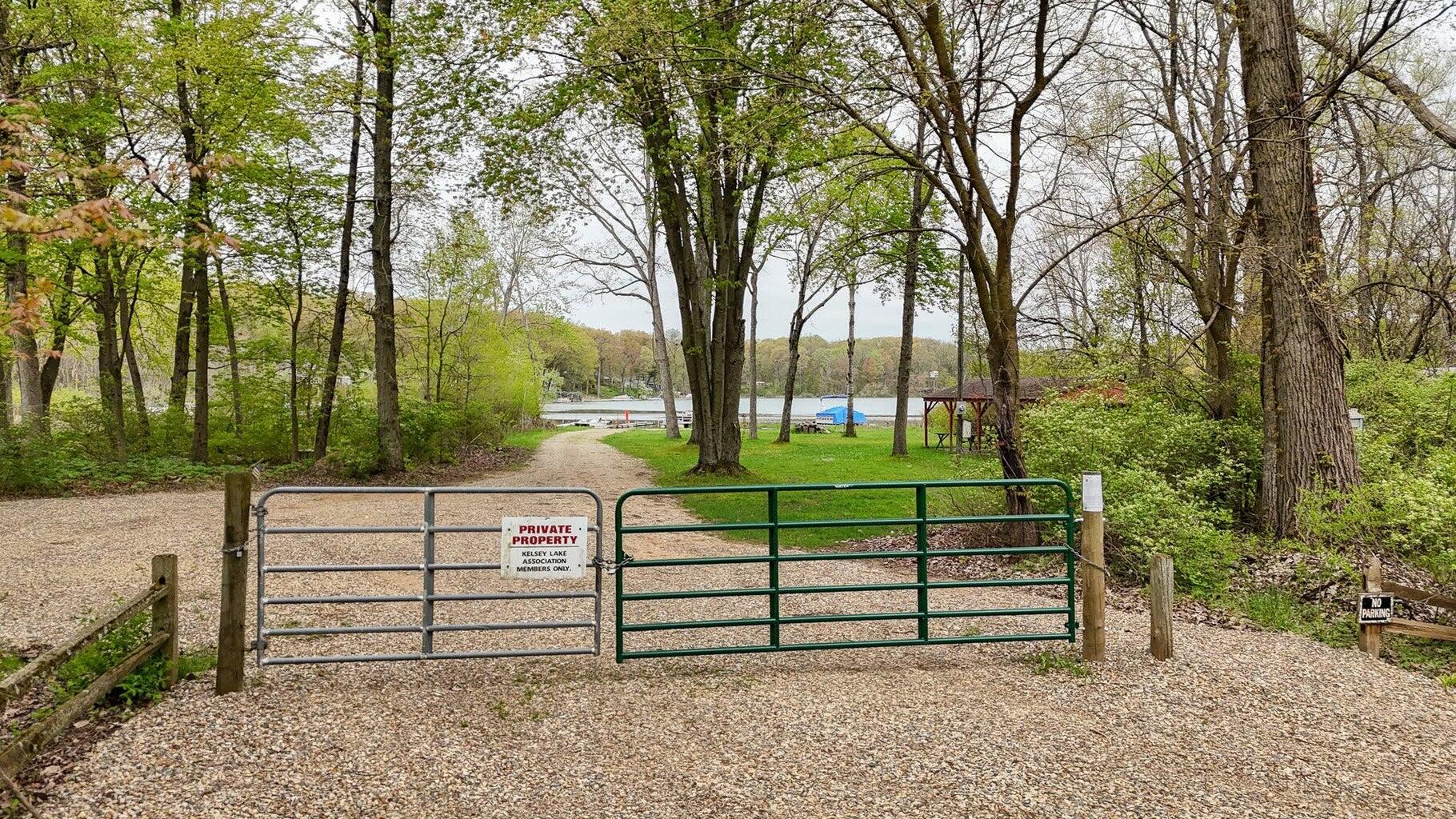 56896 Sunnyside Avenue Cassopolis MI 49031