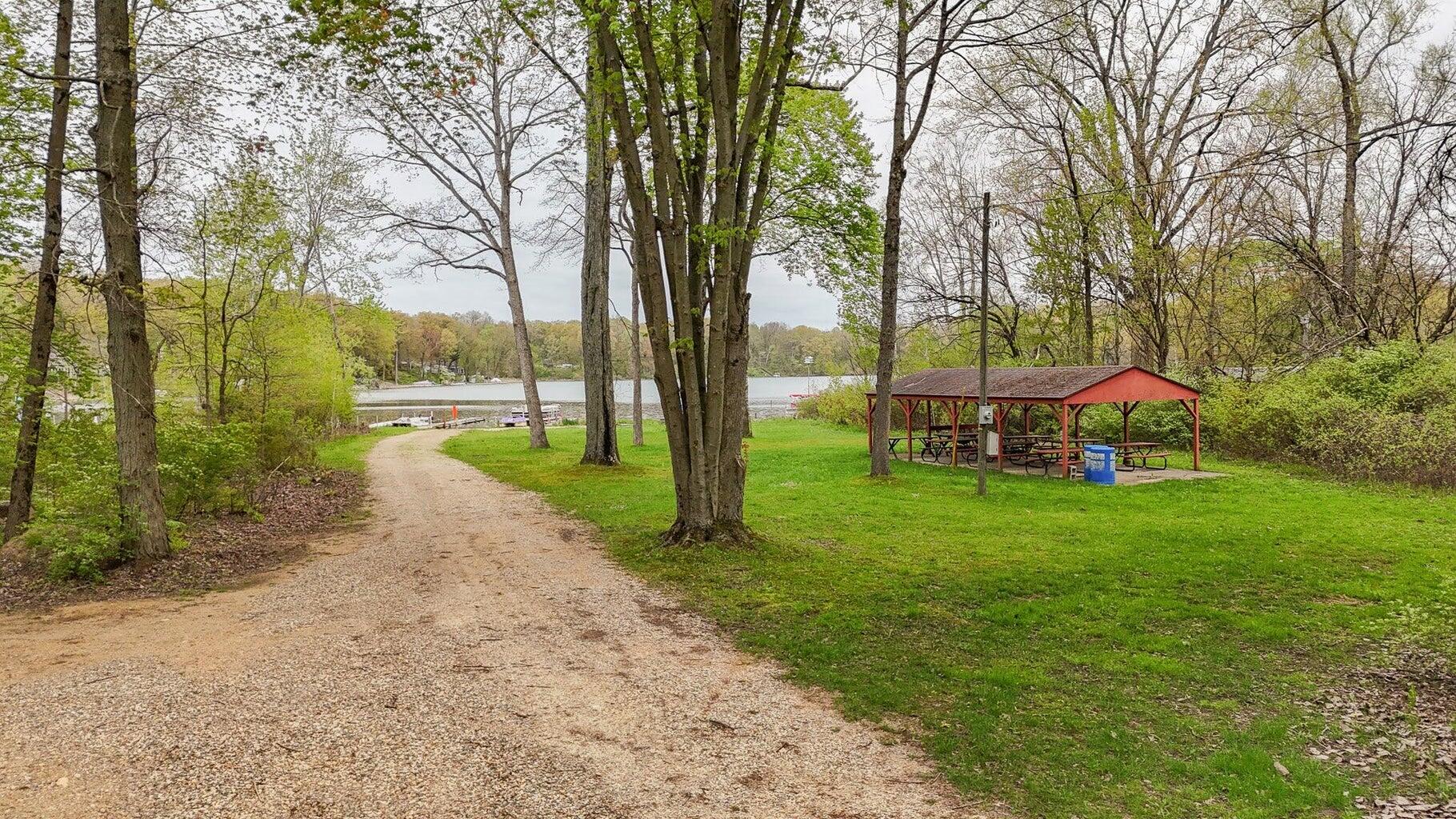 56896 Sunnyside Avenue Cassopolis MI 49031