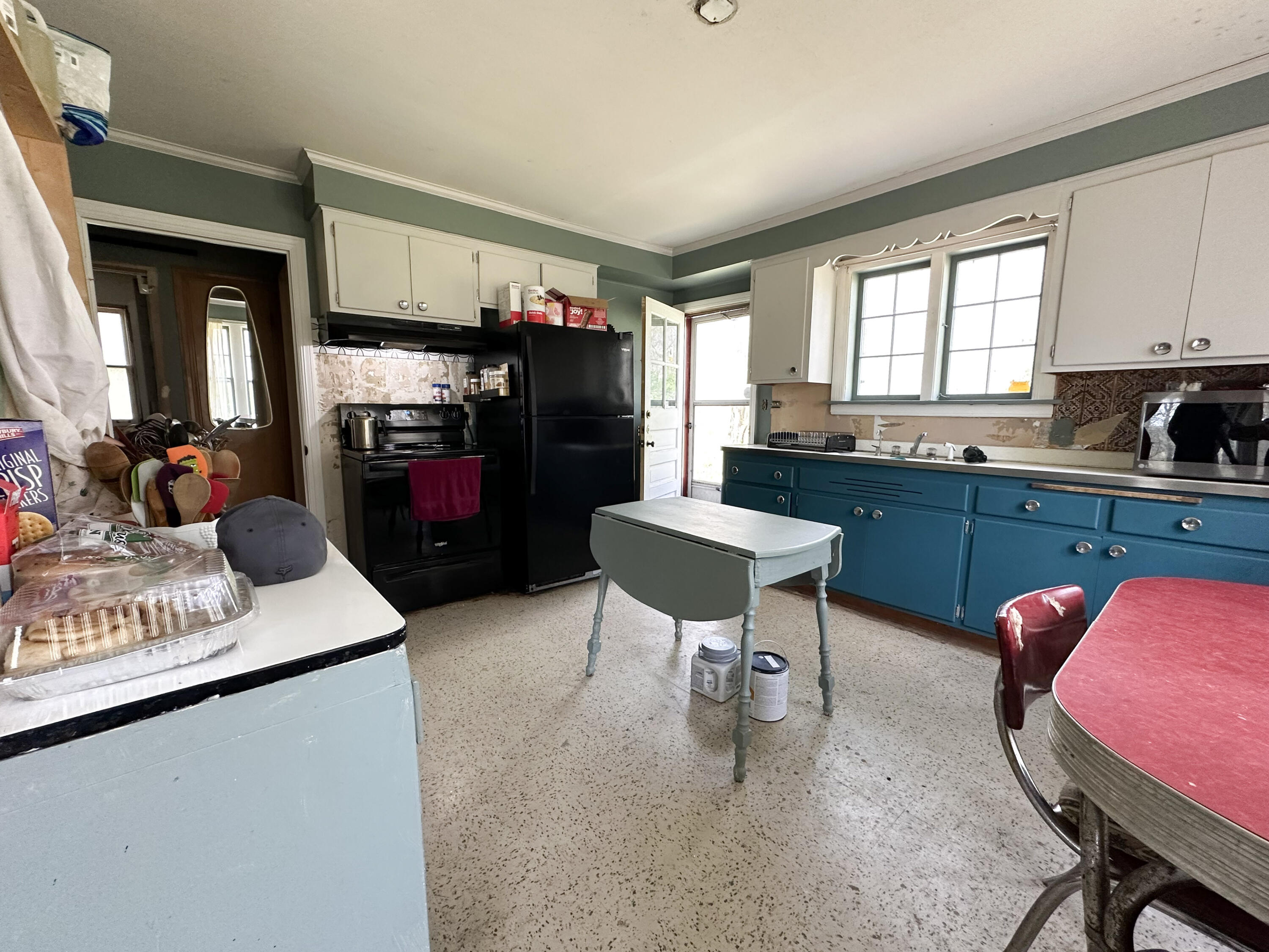56896 Sunnyside Avenue Cassopolis MI 49031