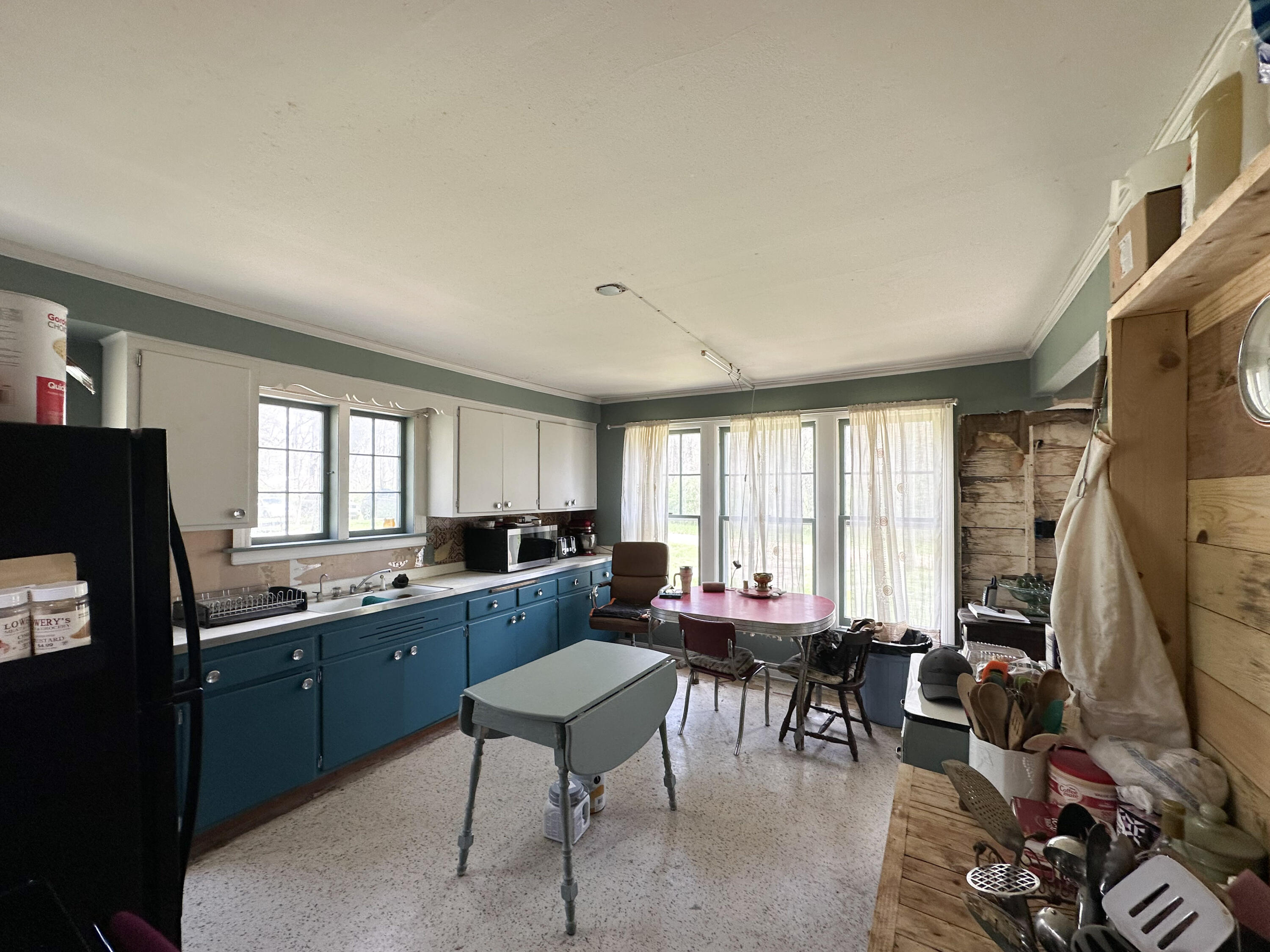 56896 Sunnyside Avenue Cassopolis MI 49031