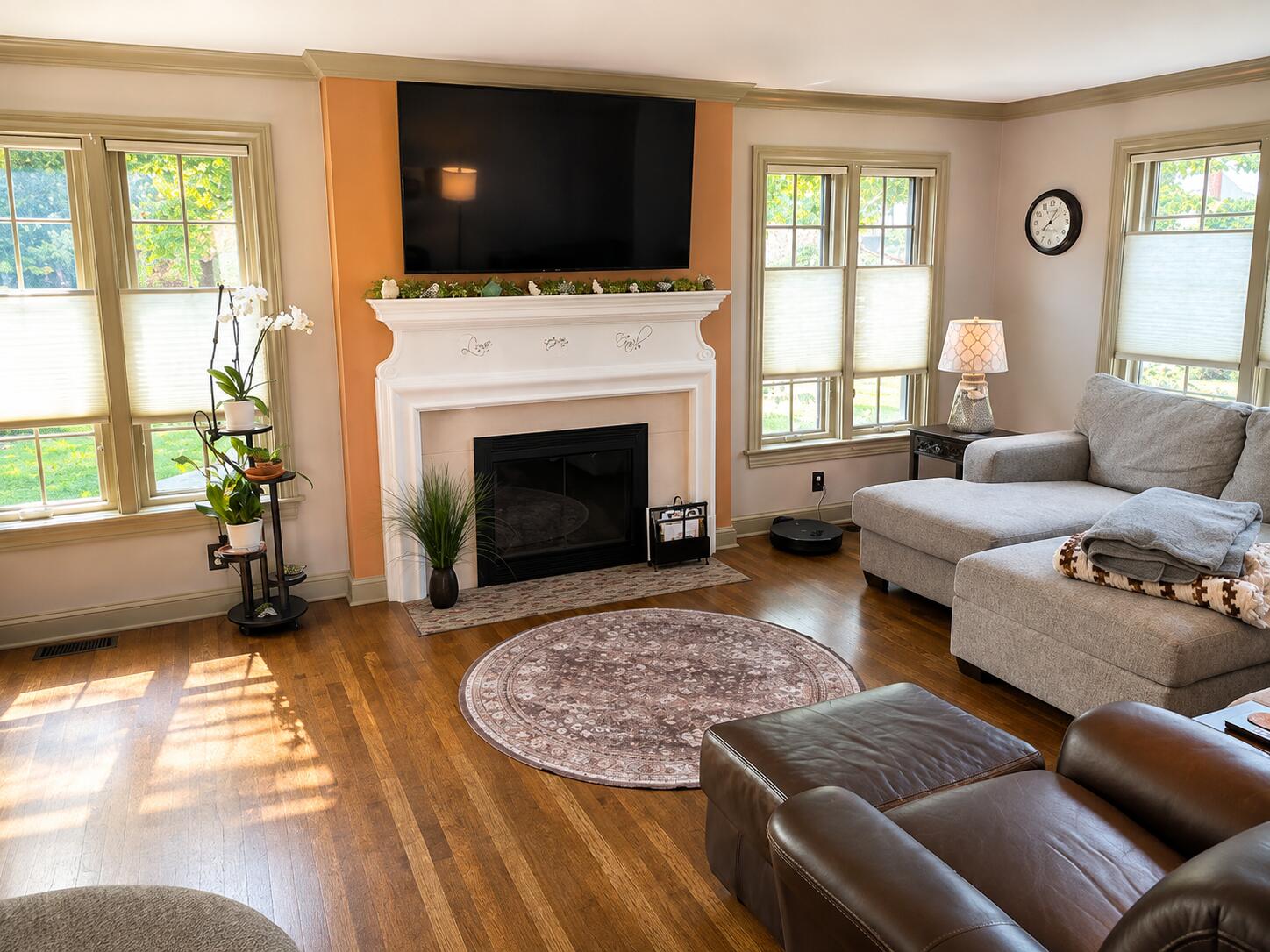 566 Lawndale Court Holland MI 49423