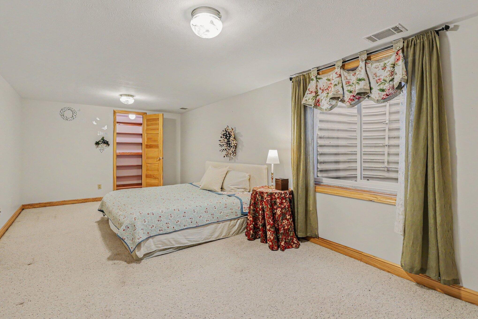 29390 Saddlebred Lane Dowagiac MI 49047