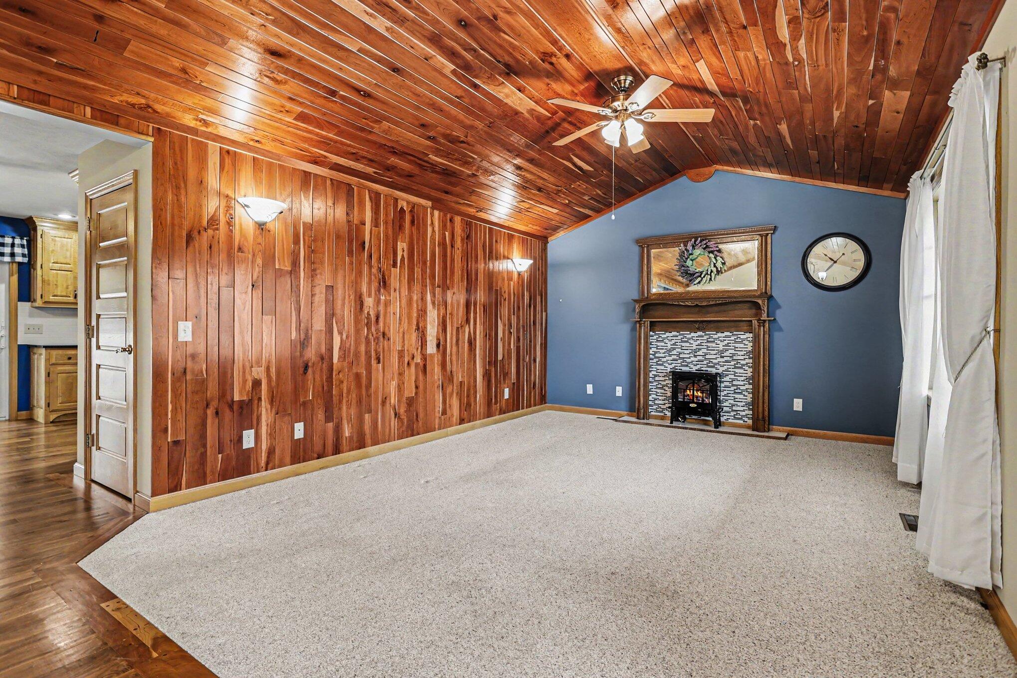 29390 Saddlebred Lane Dowagiac MI 49047