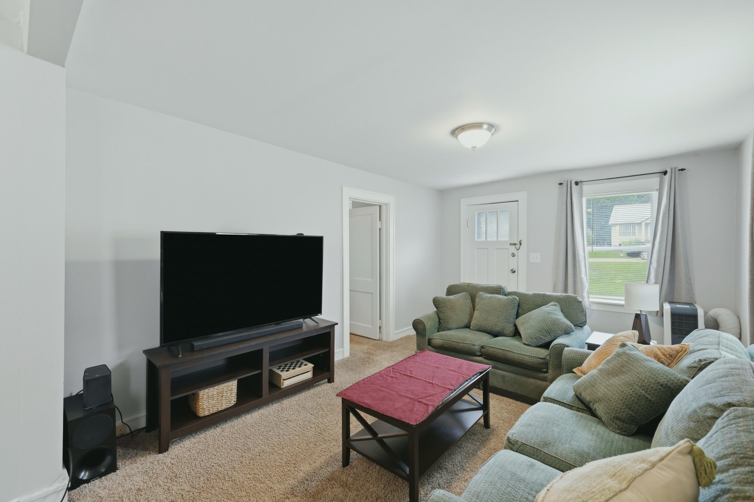1629 Bristol Avenue NW Grand Rapids MI 49504