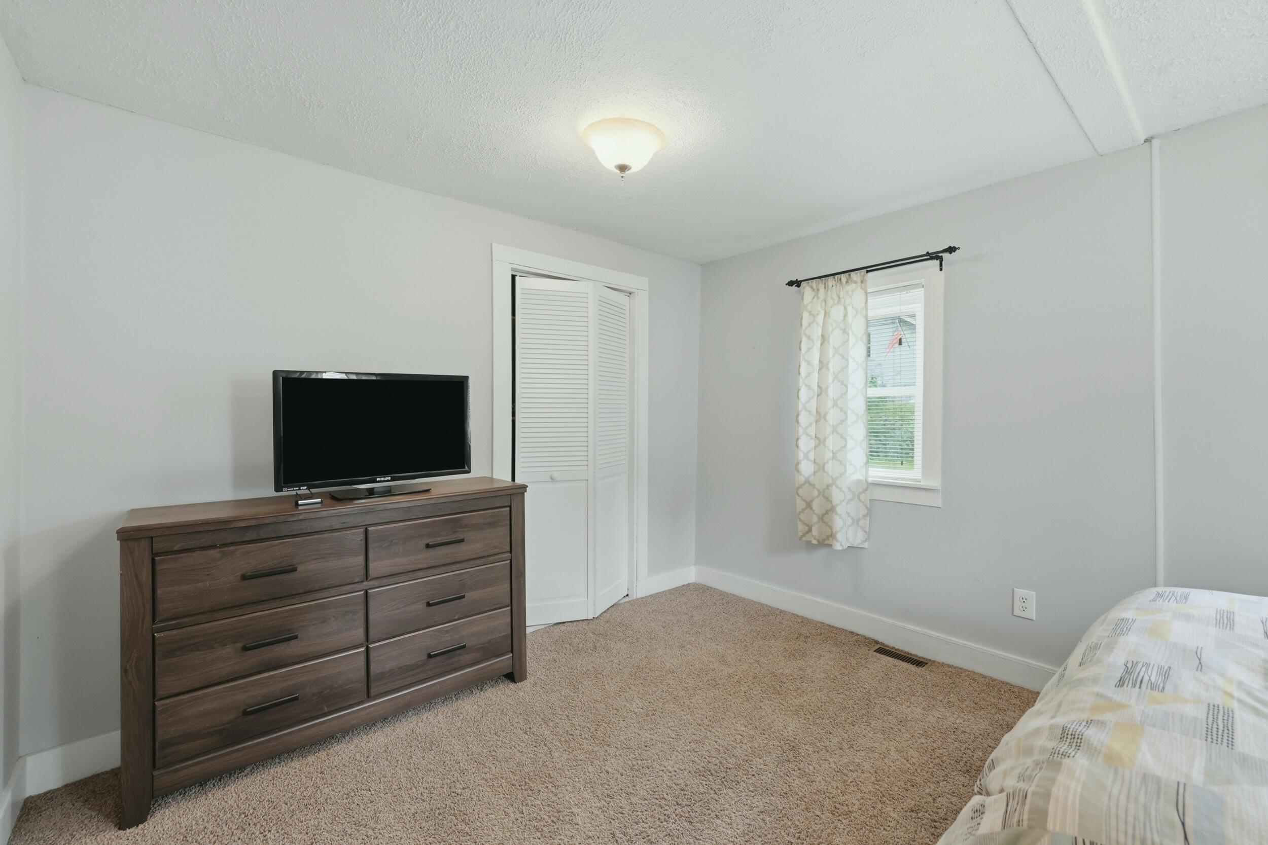 1629 Bristol Avenue NW Grand Rapids MI 49504