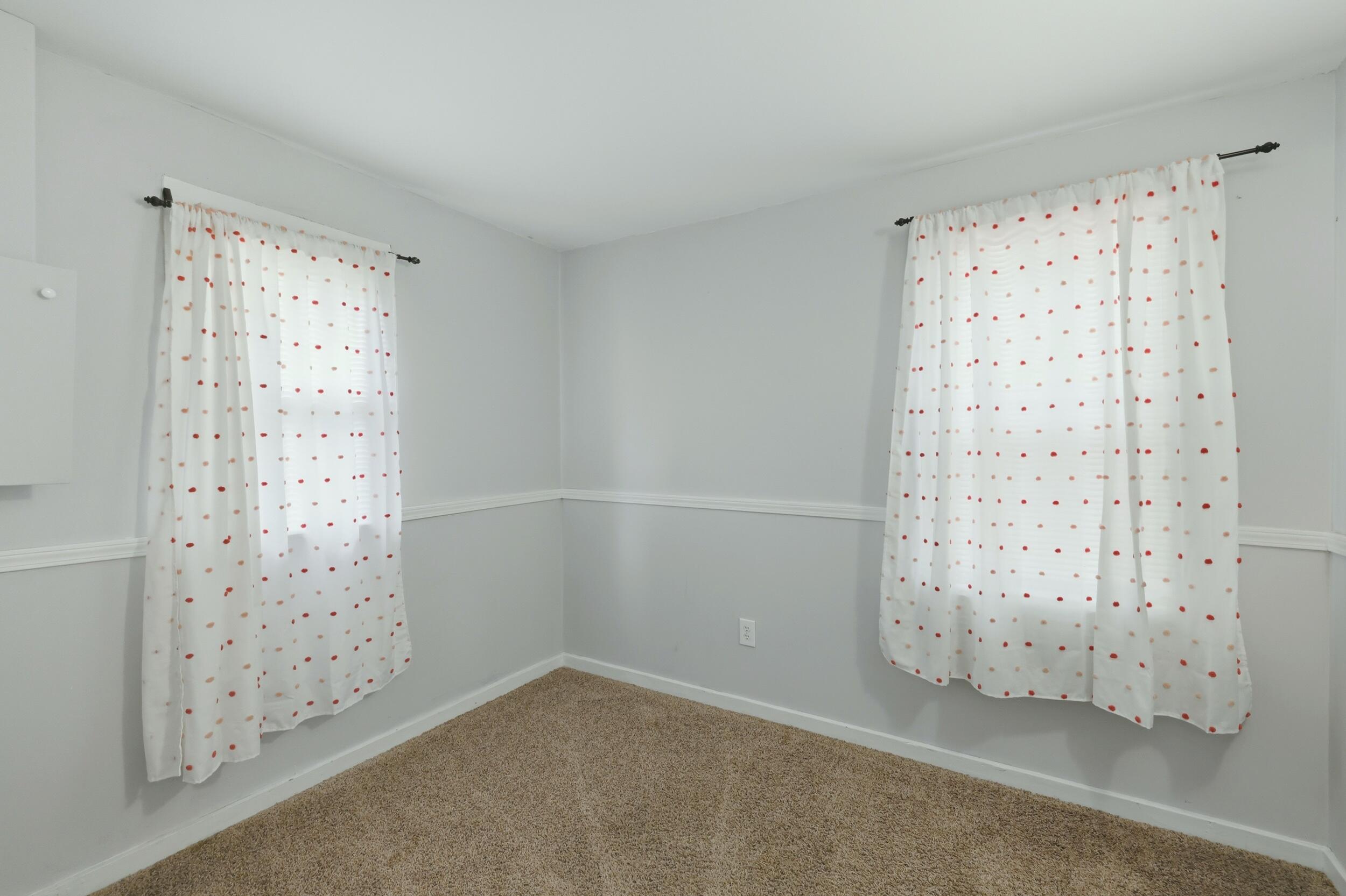 1629 Bristol Avenue NW Grand Rapids MI 49504