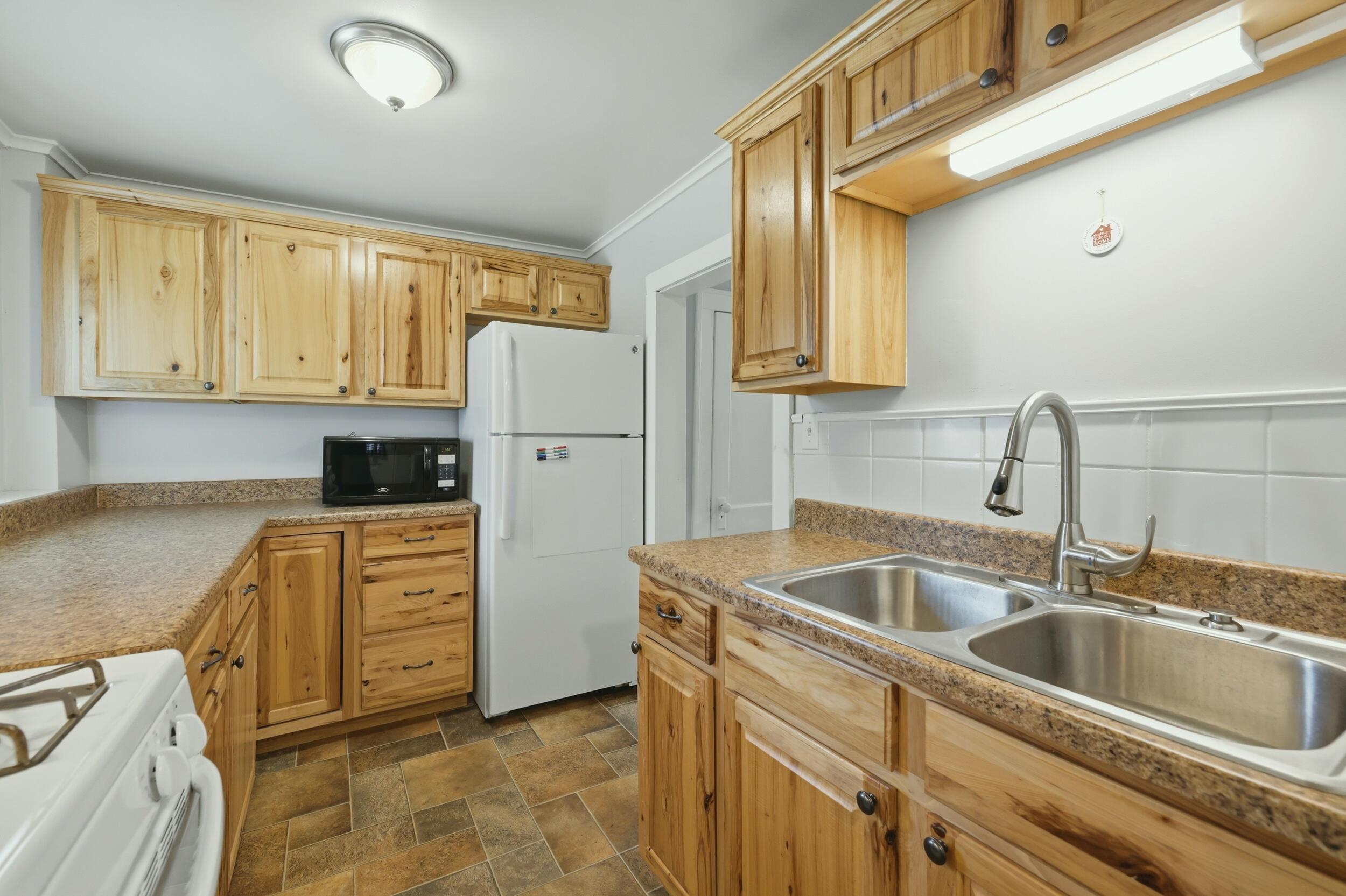 1629 Bristol Avenue NW Grand Rapids MI 49504