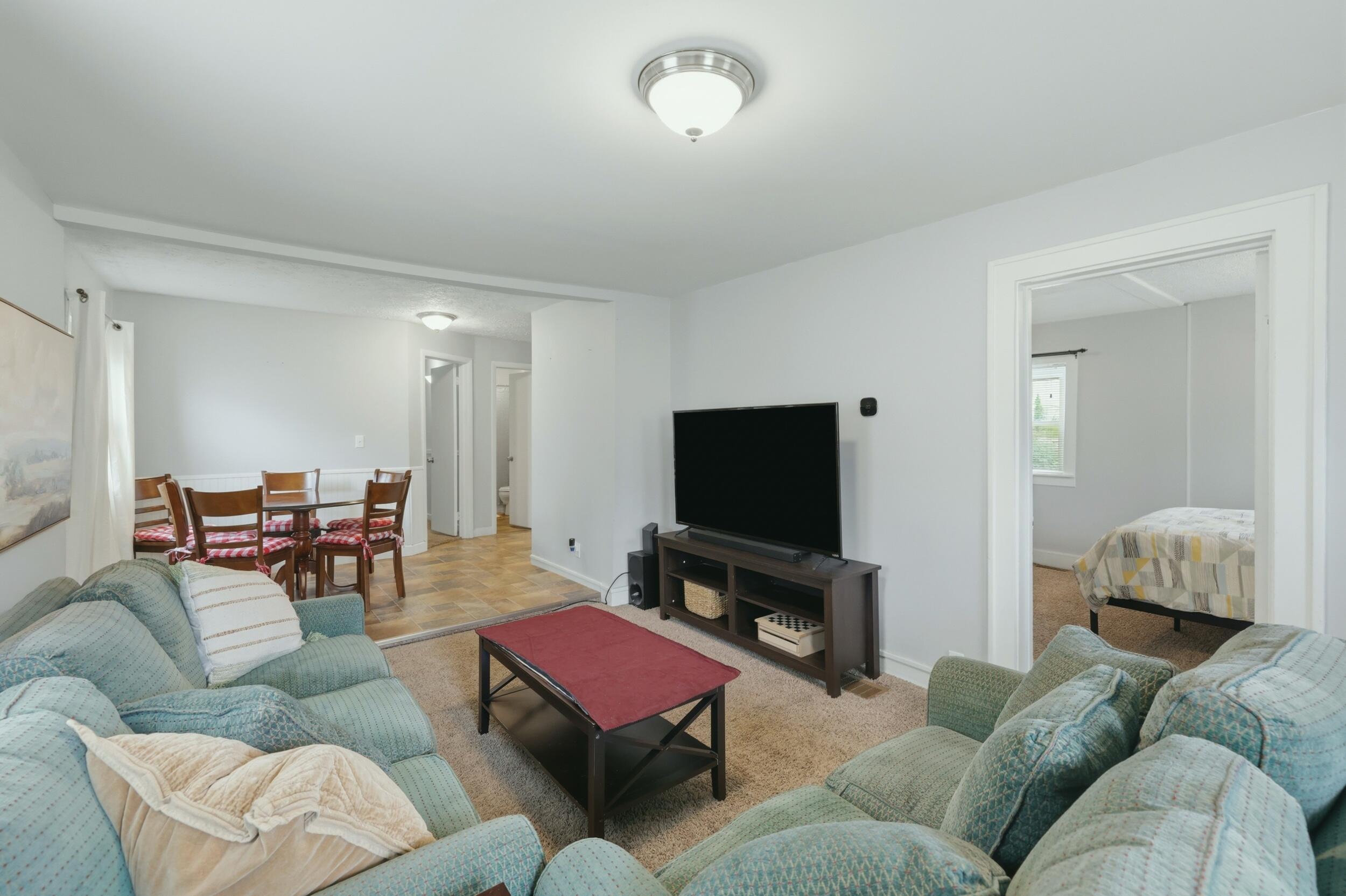 1629 Bristol Avenue NW Grand Rapids MI 49504