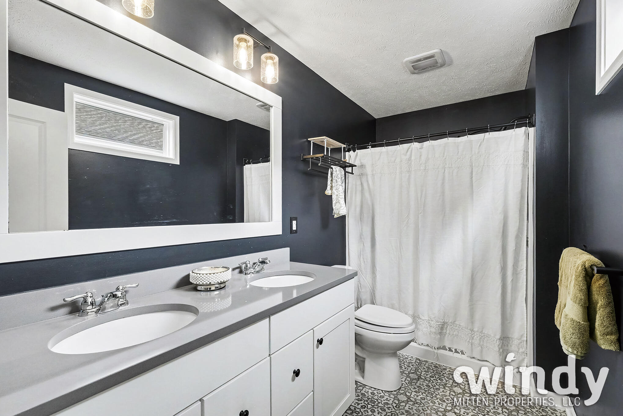 6996 W Cottage Lane NE Rockford MI 49341